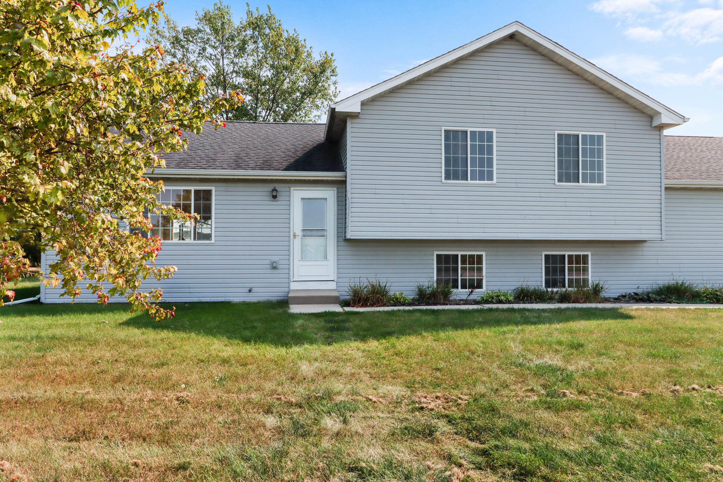 810 Sunnyside Dr
