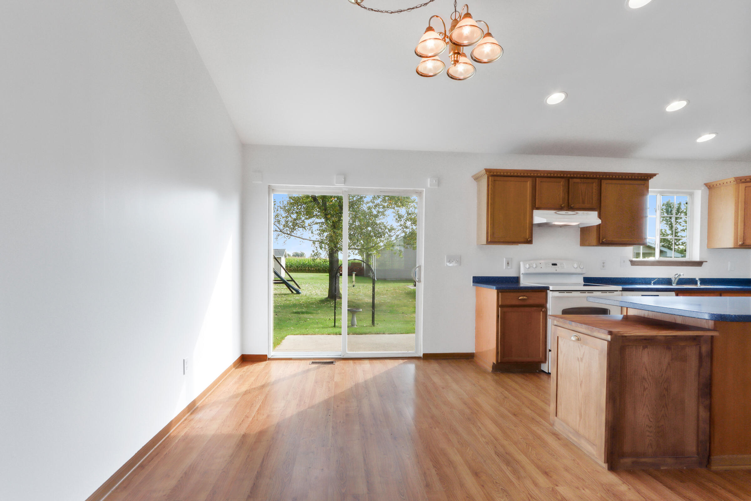 810 Sunnyside Dr
