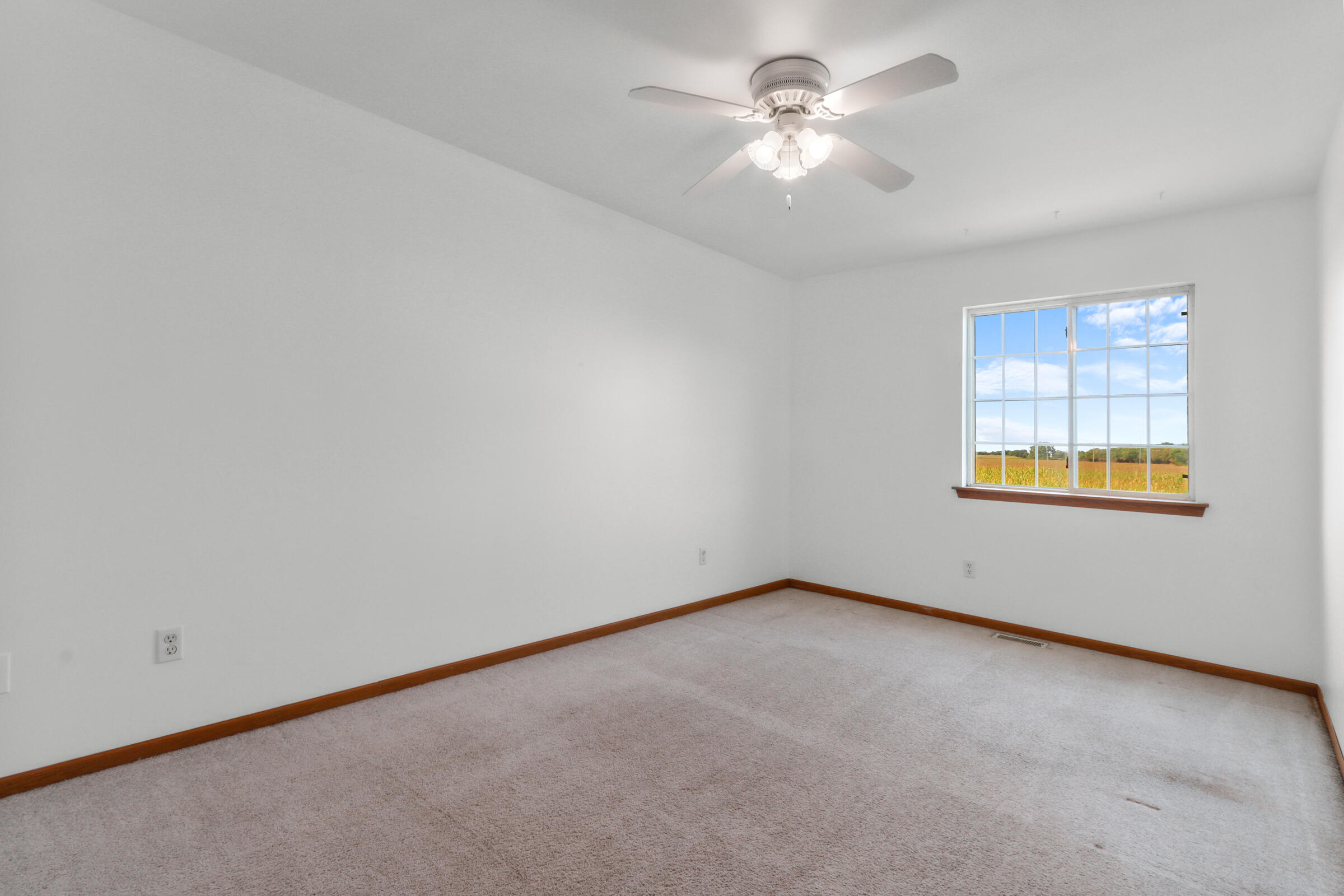 810 Sunnyside Dr