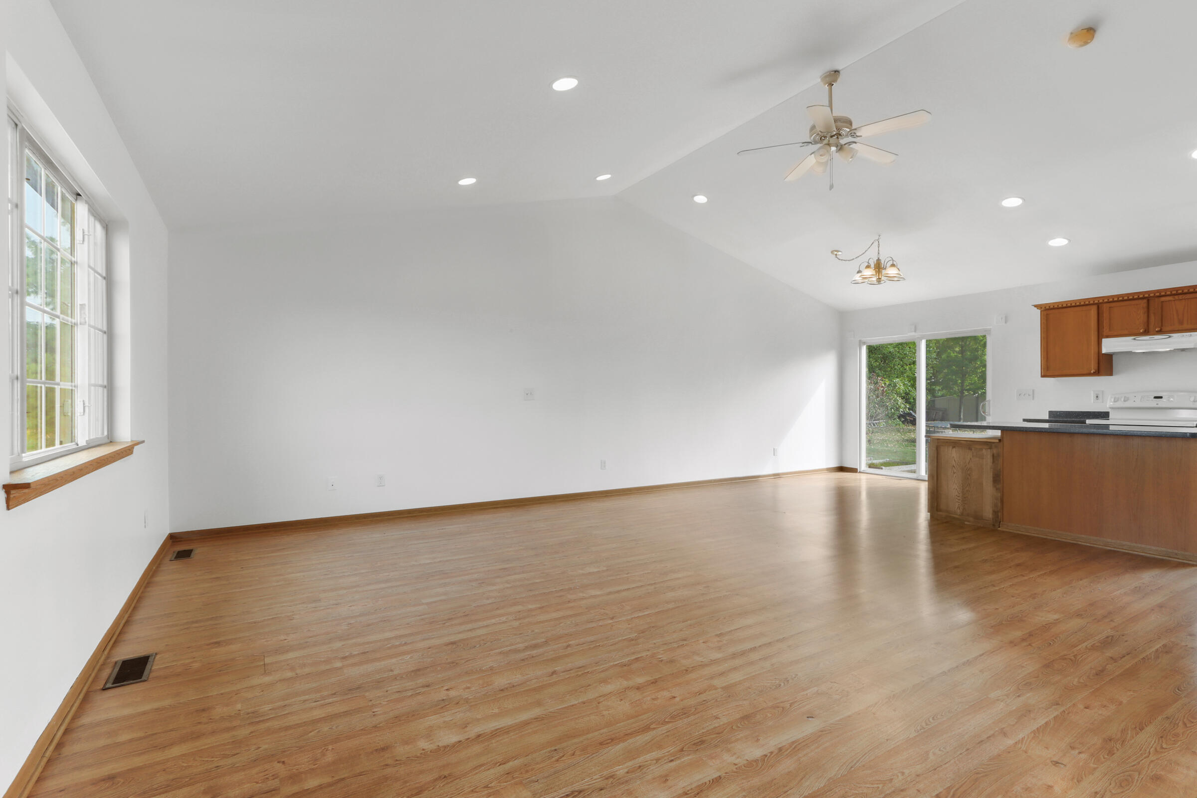 810 Sunnyside Dr
