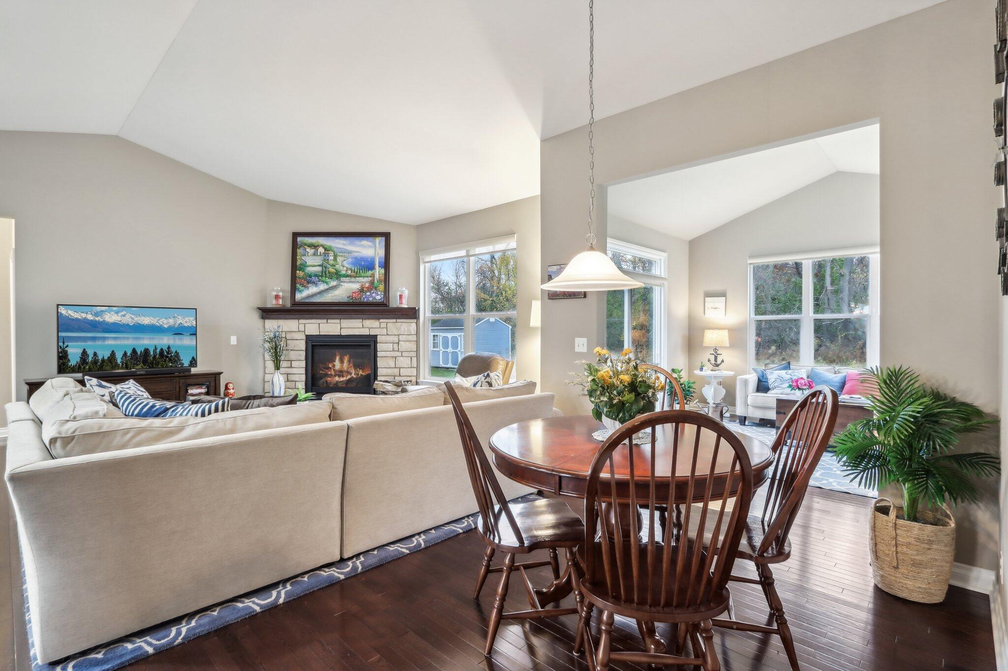 458 Chasefield Dr