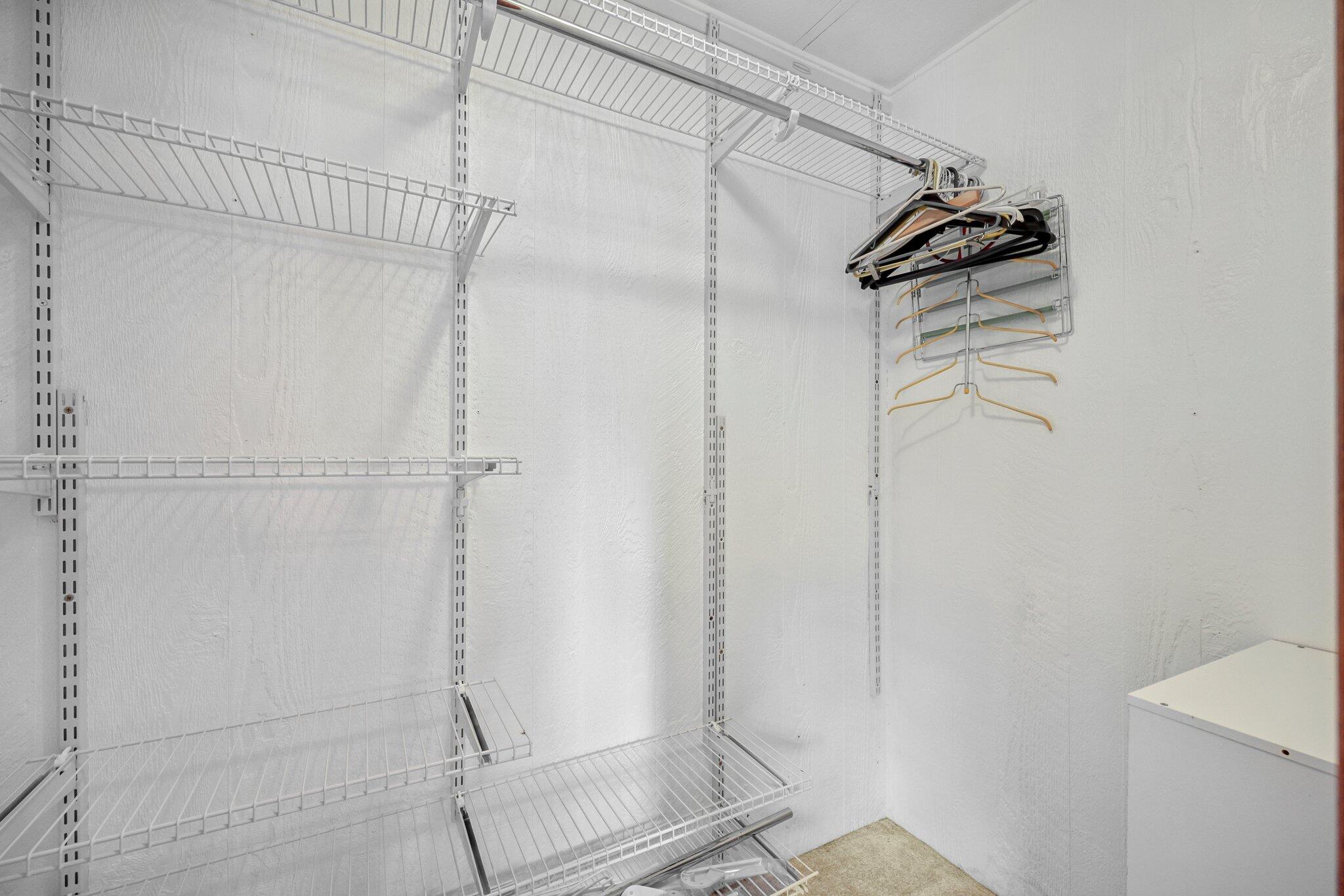 114 S Eastown Manor -