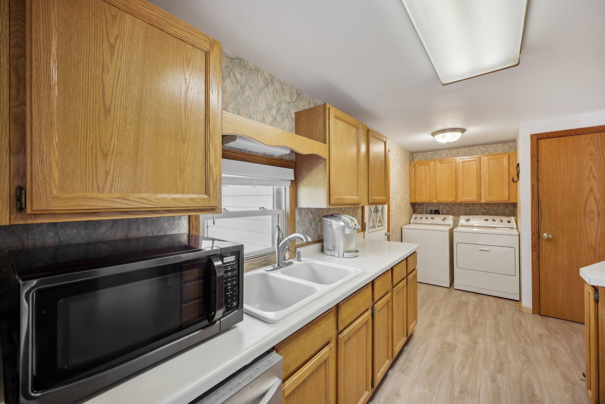 114 S Eastown Manor -