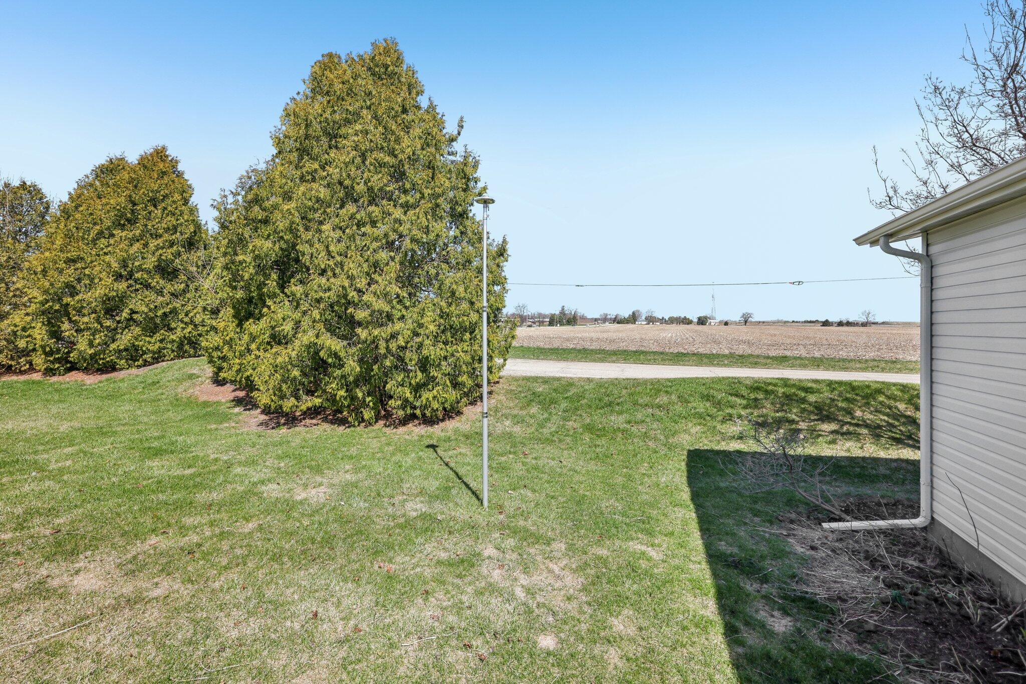 114 S Eastown Manor -
