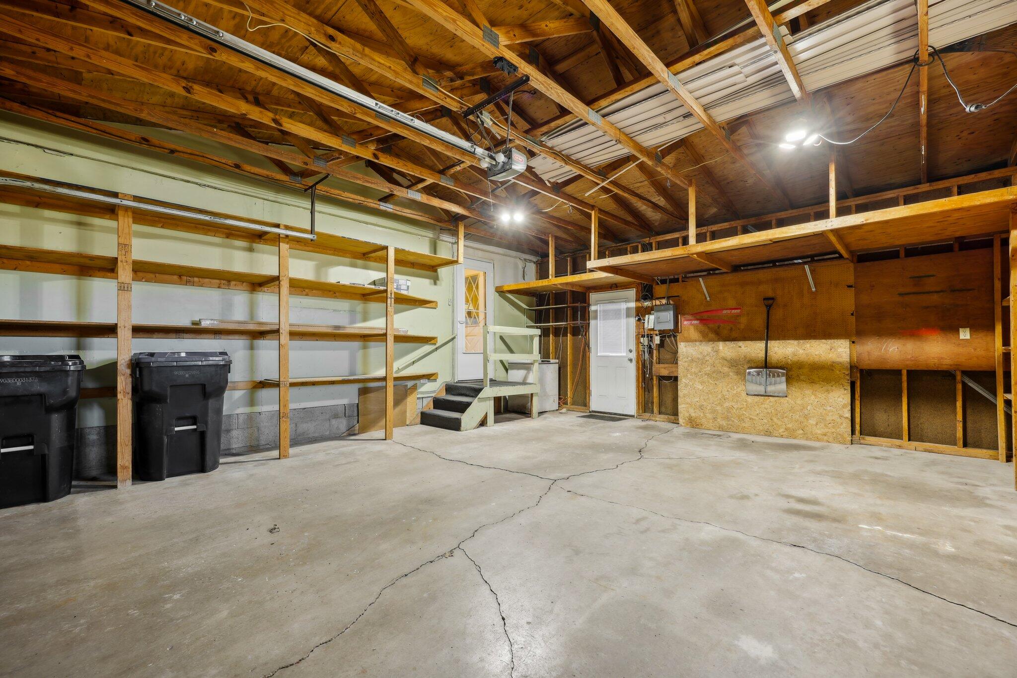 114 S Eastown Manor -
