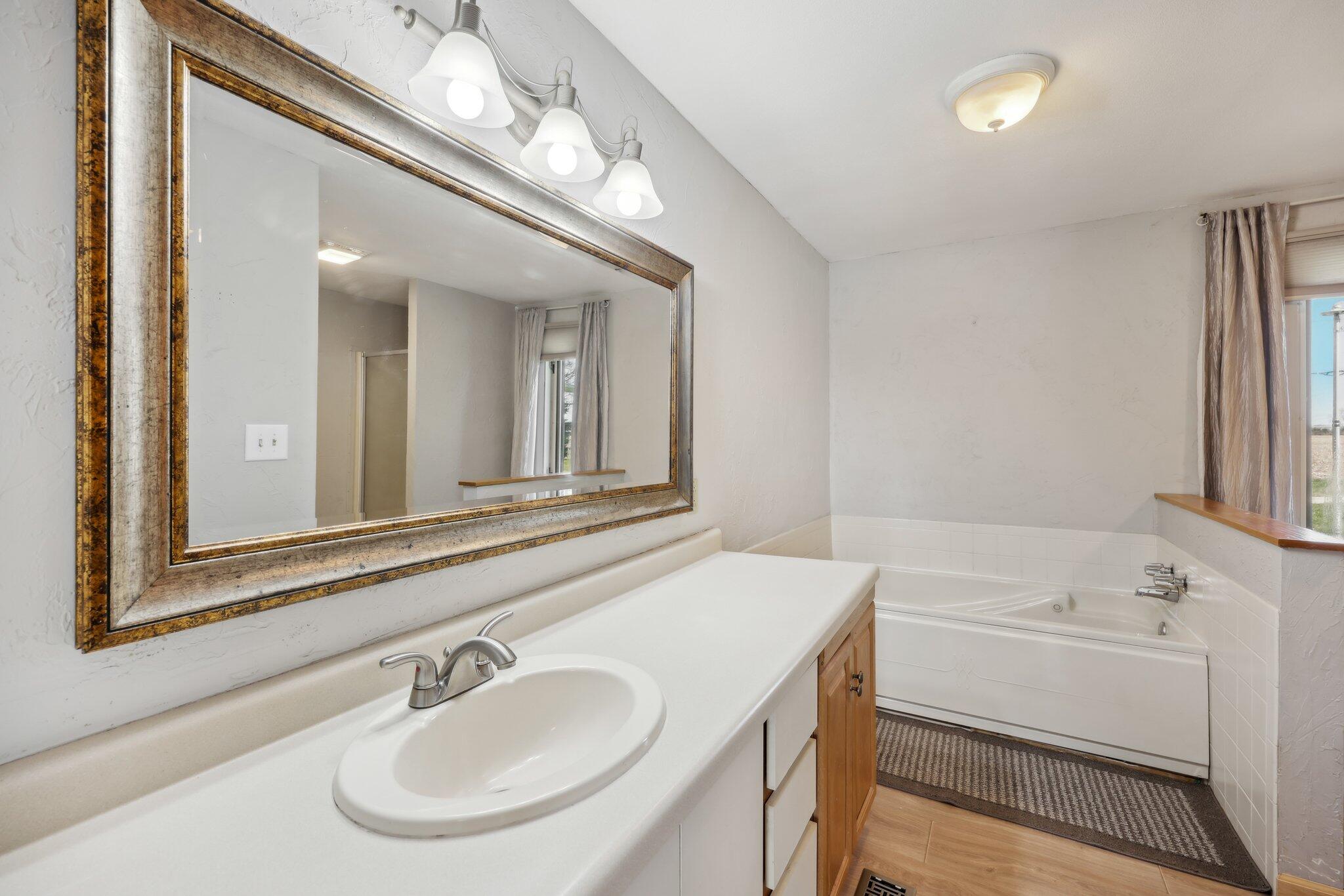 114 S Eastown Manor -
