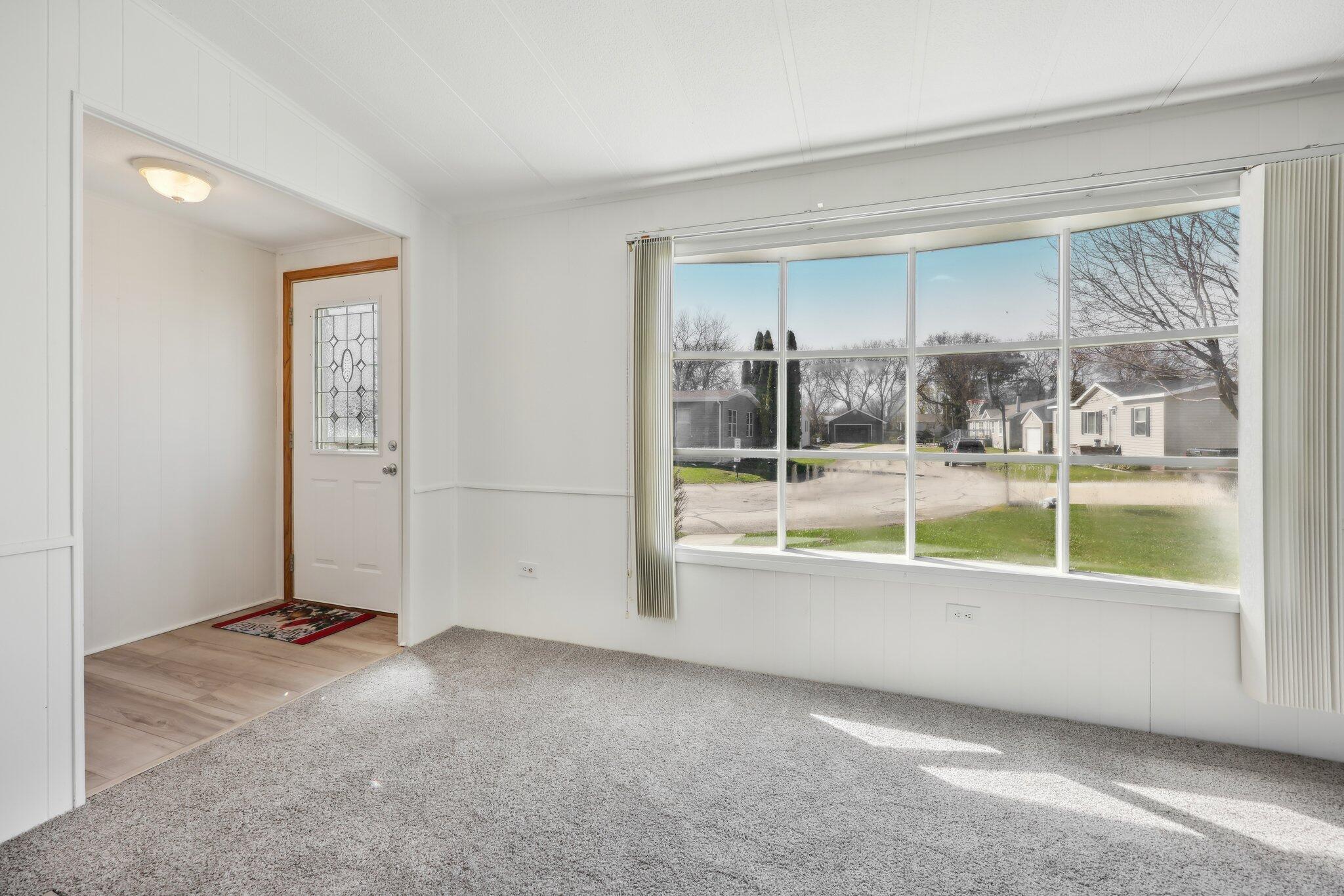 114 S Eastown Manor -