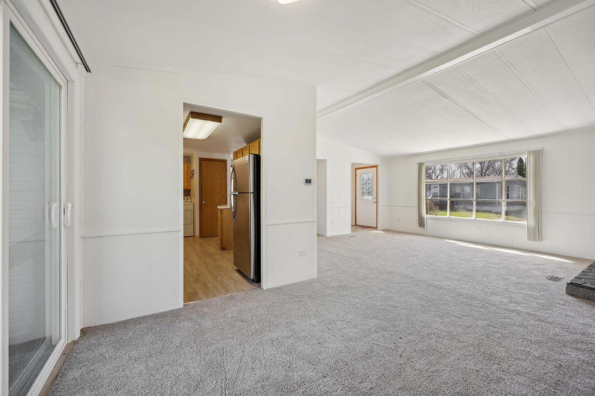 114 S Eastown Manor -