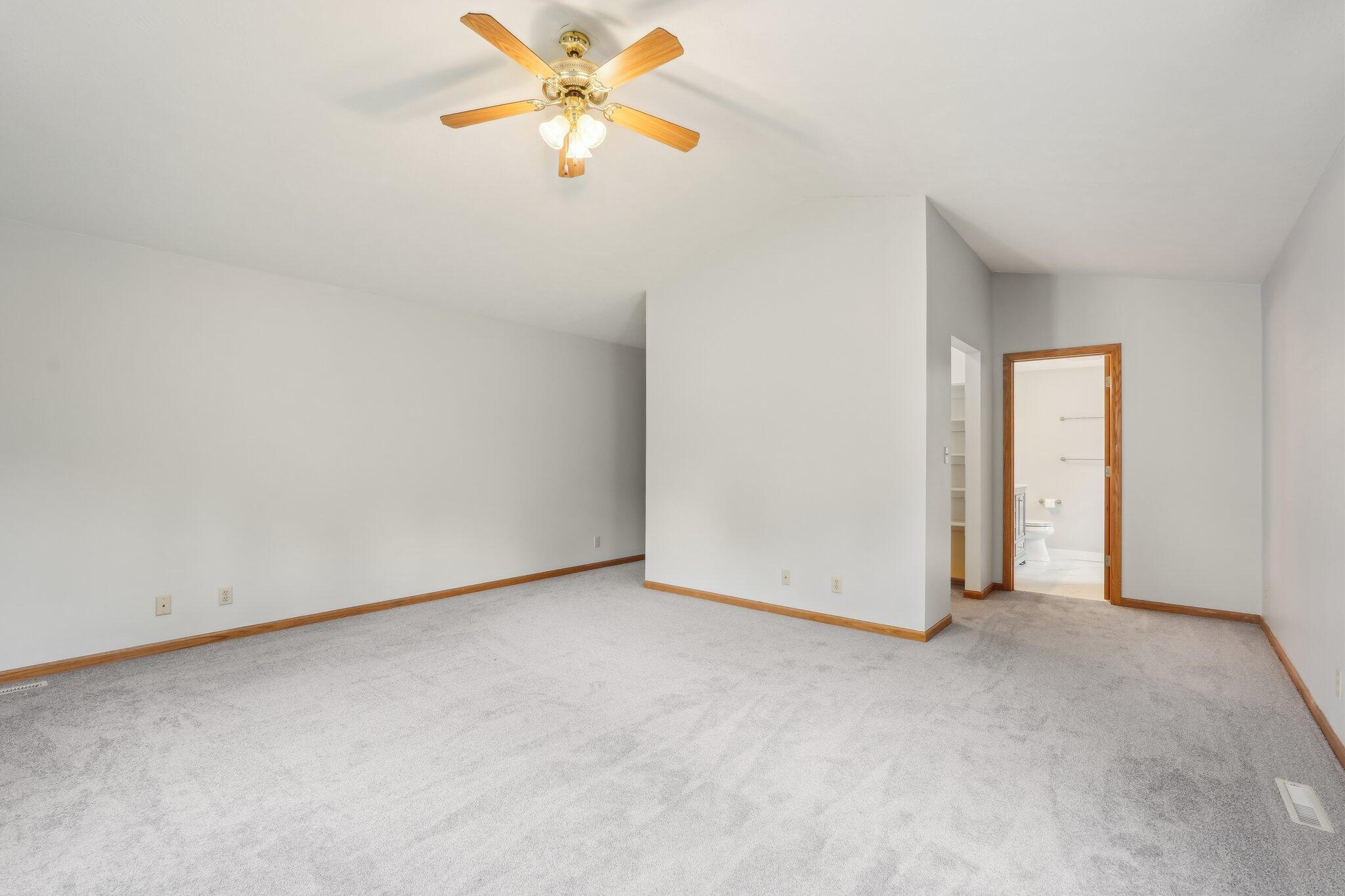1116 Redwood Ct