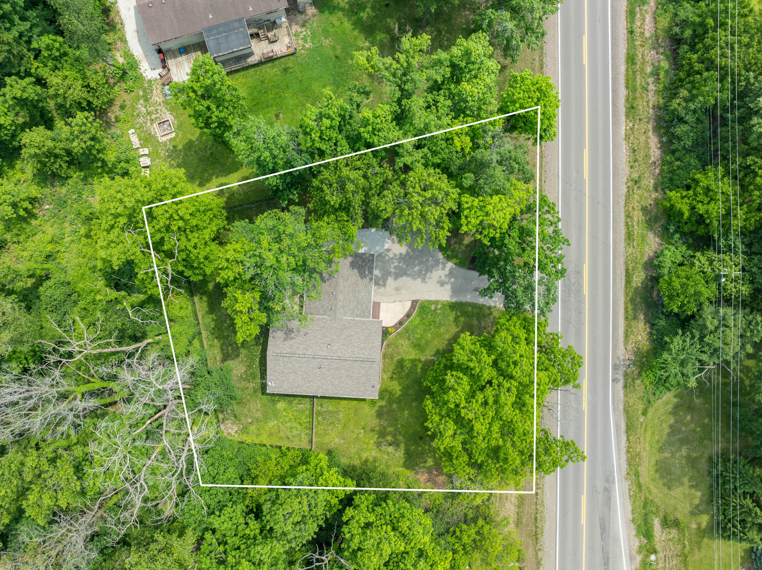 2832 County Road O South -
