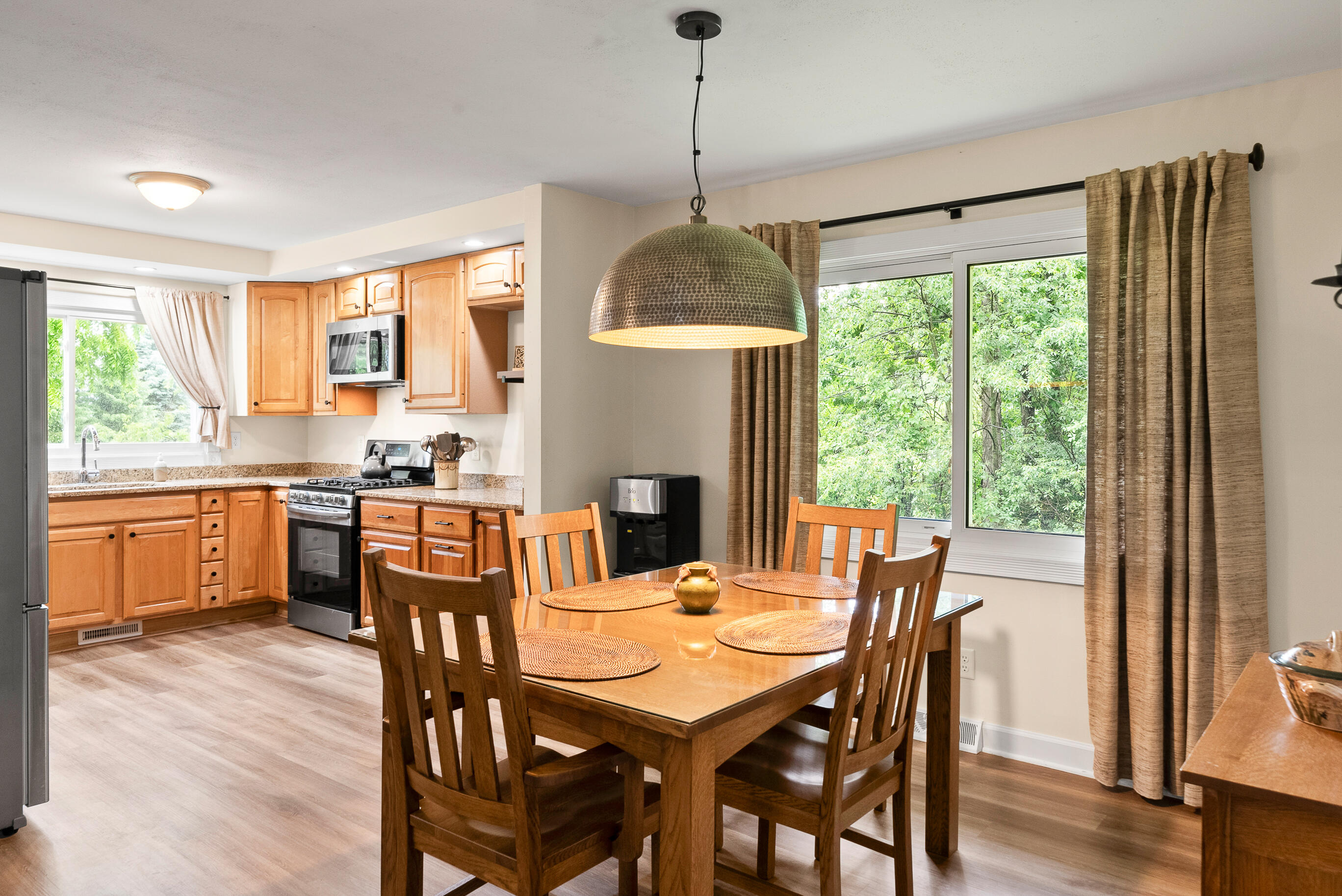 2832 County Road O South -