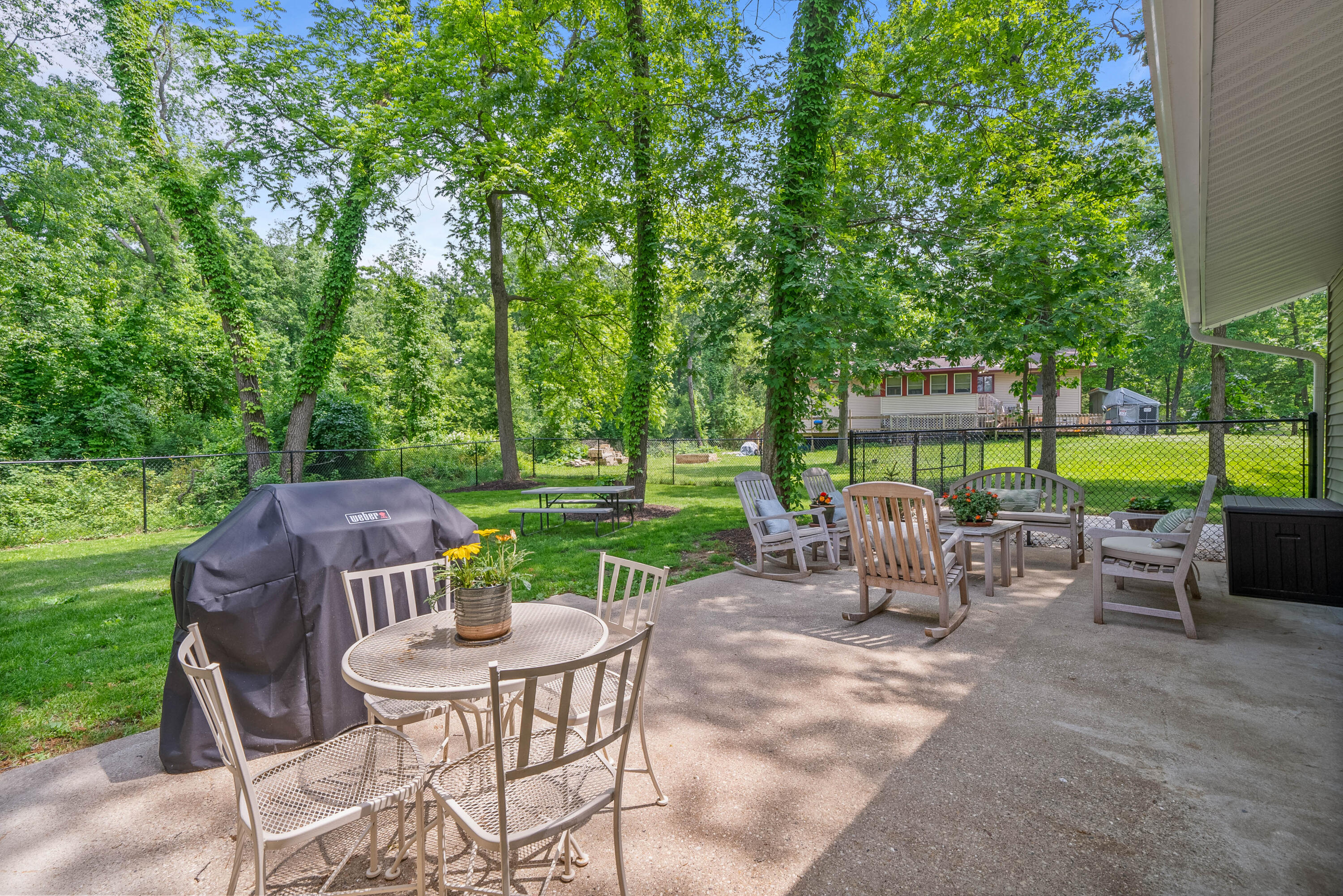 2832 County Road O South -