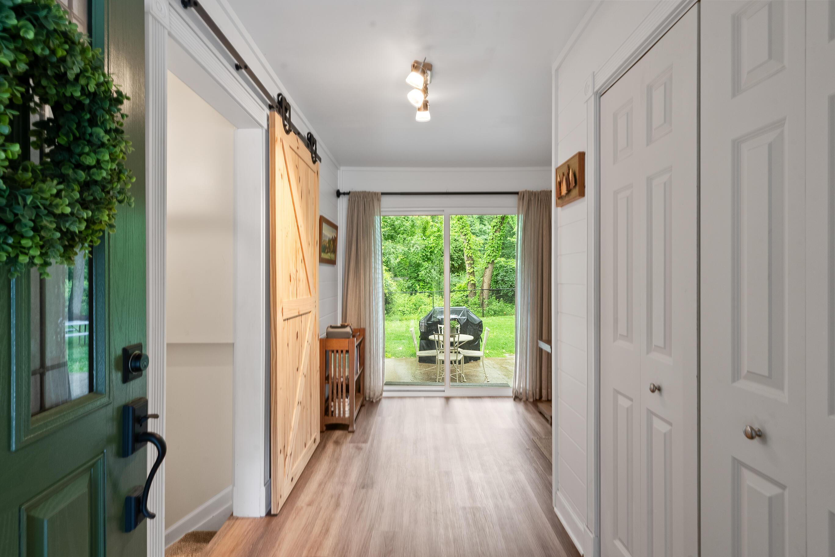 2832 County Road O South -