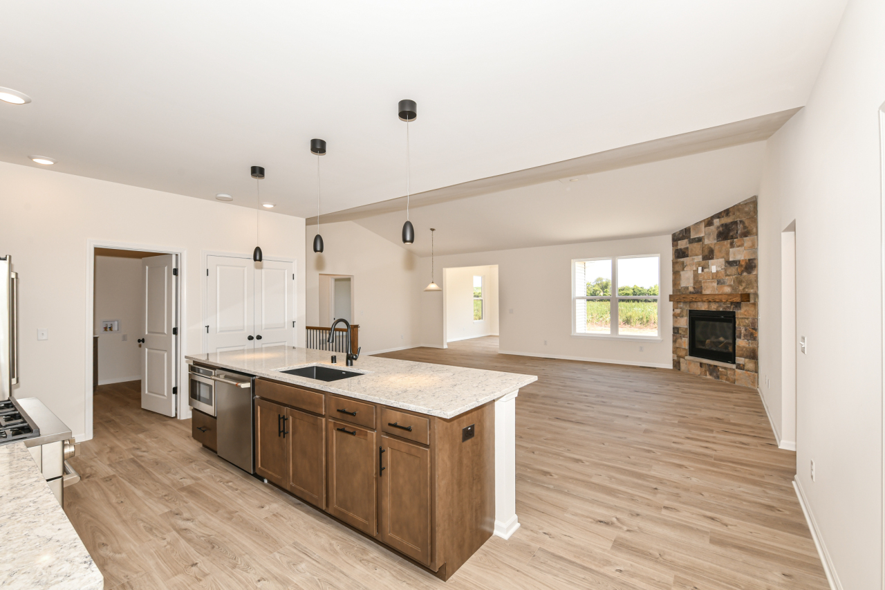 408 Kensington Ct Unit: Lt140 Journey