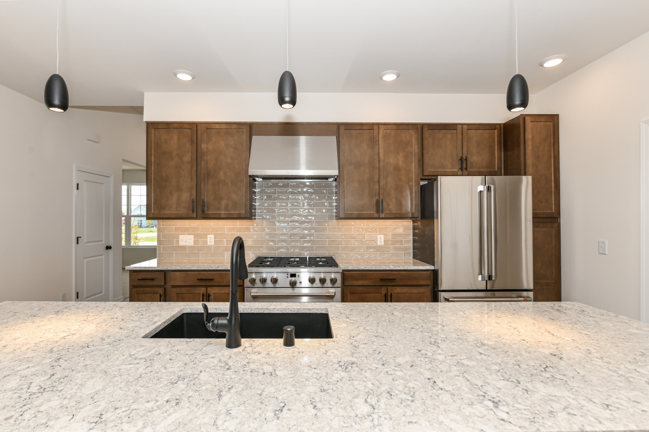 408 Kensington Ct Unit: Lt140 Journey