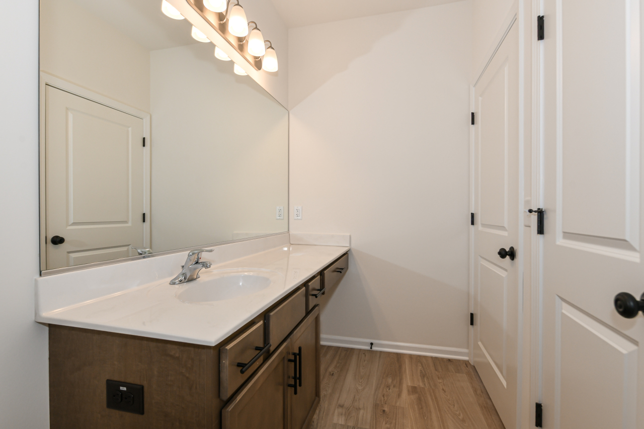408 Kensington Ct Unit: Lt140 Journey