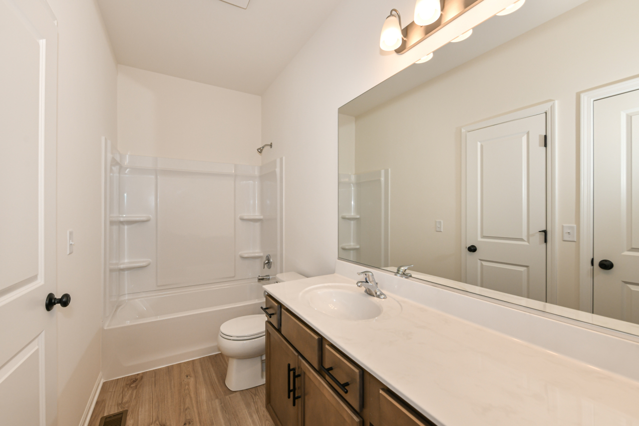 408 Kensington Ct Unit: Lt140 Journey