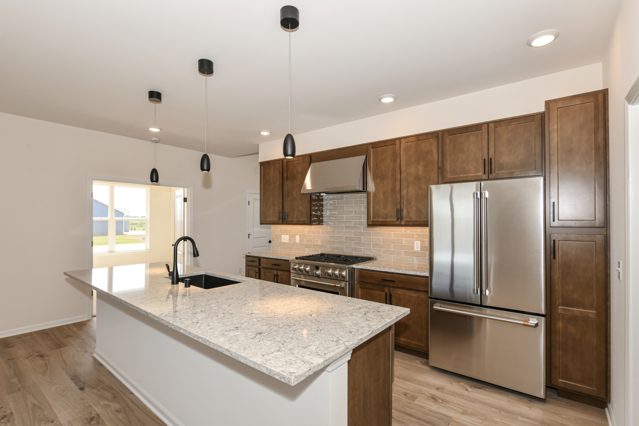 408 Kensington Ct Unit: Lt140 Journey