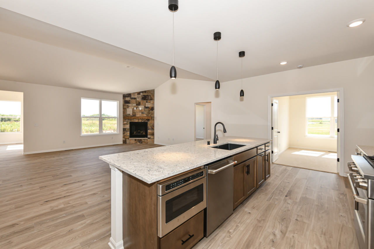 408 Kensington Ct Unit: Lt140 Journey