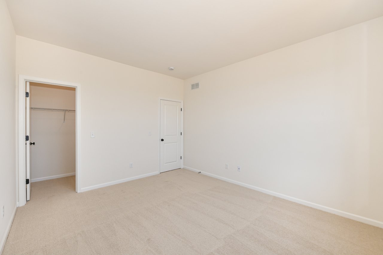 408 Kensington Ct Unit: Lt140 Journey