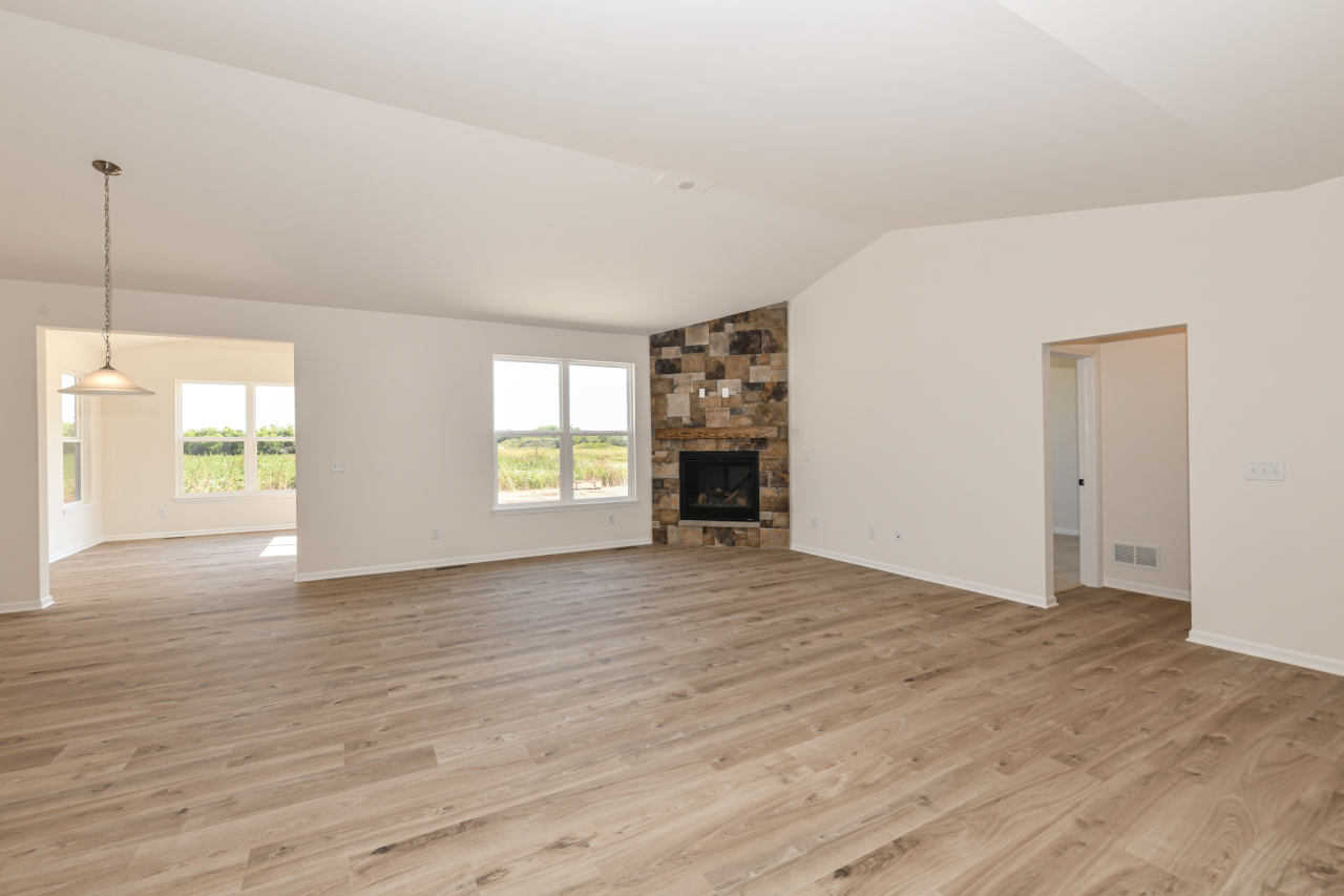 408 Kensington Ct Unit: Lt140 Journey