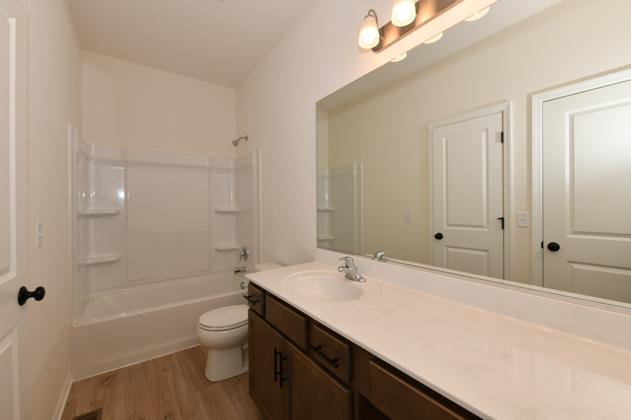 408 Kensington Ct Unit: Lt140 Journey