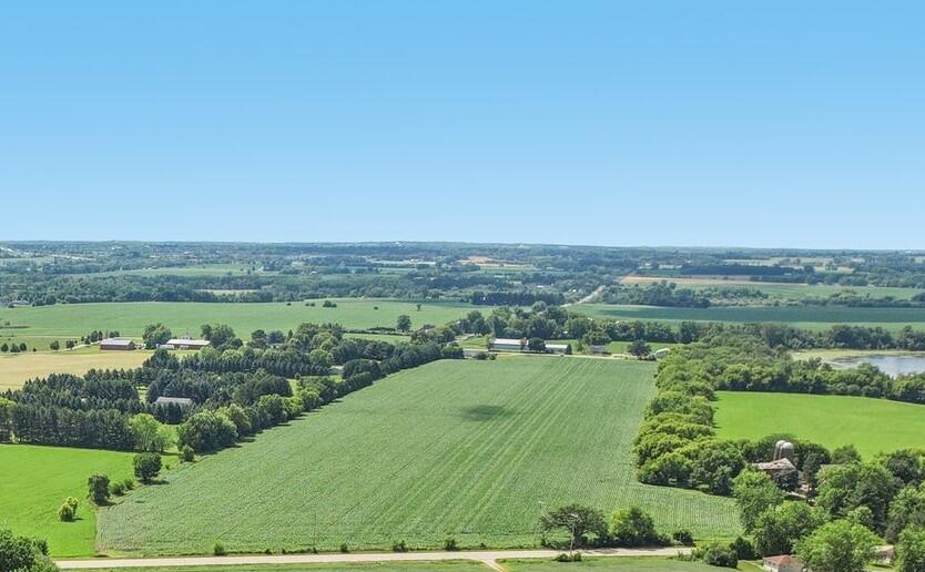 Lt0 County Road A -