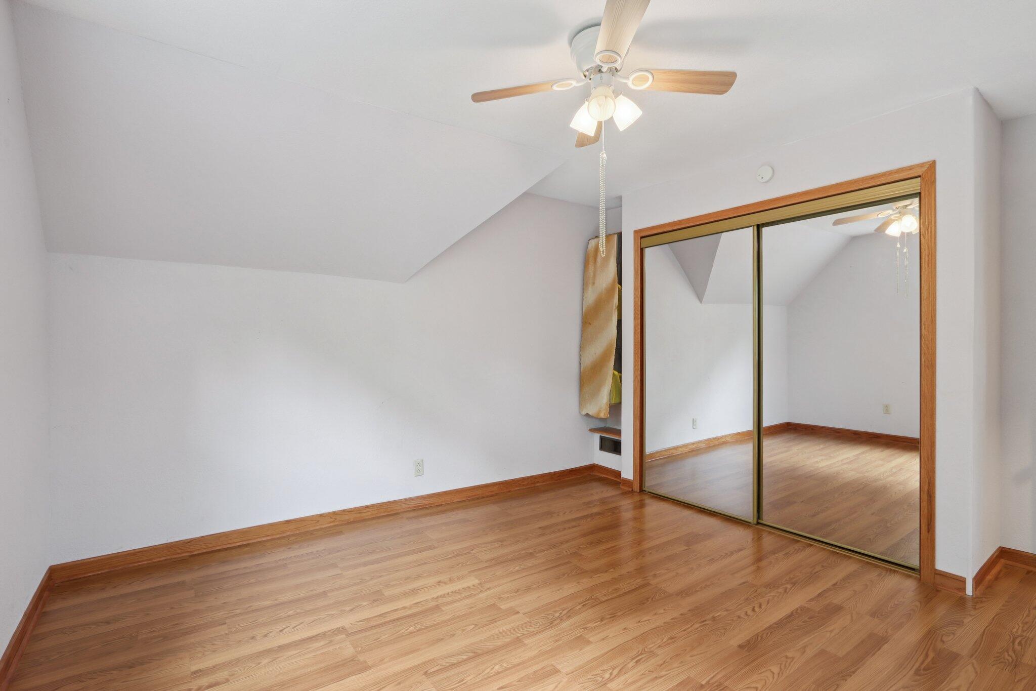 318 W Walworth St