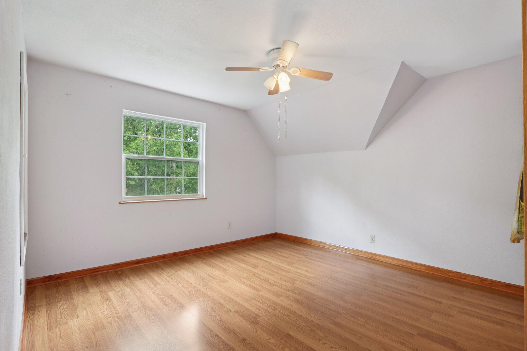 318 W Walworth St
