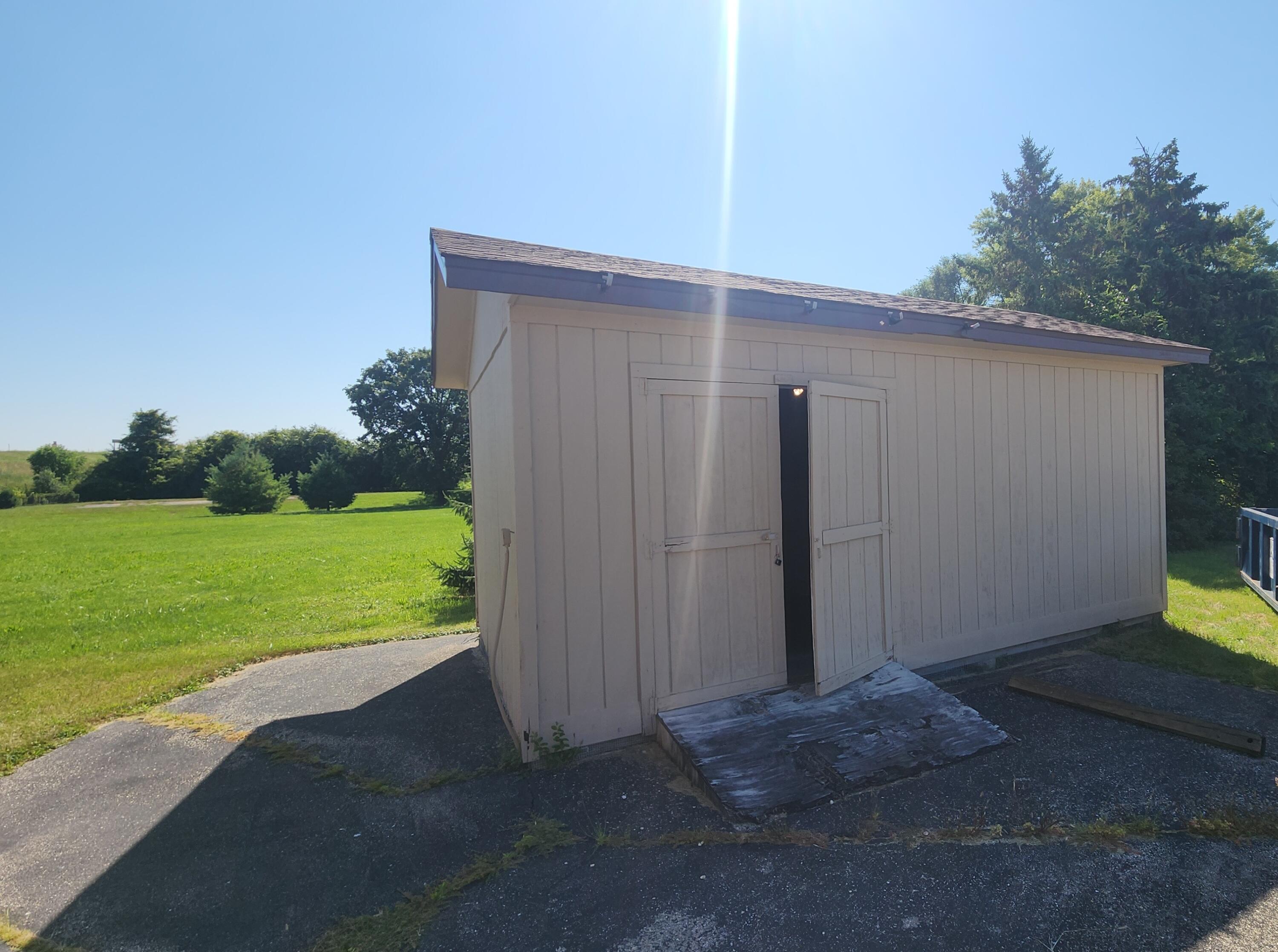 205 County Road H -