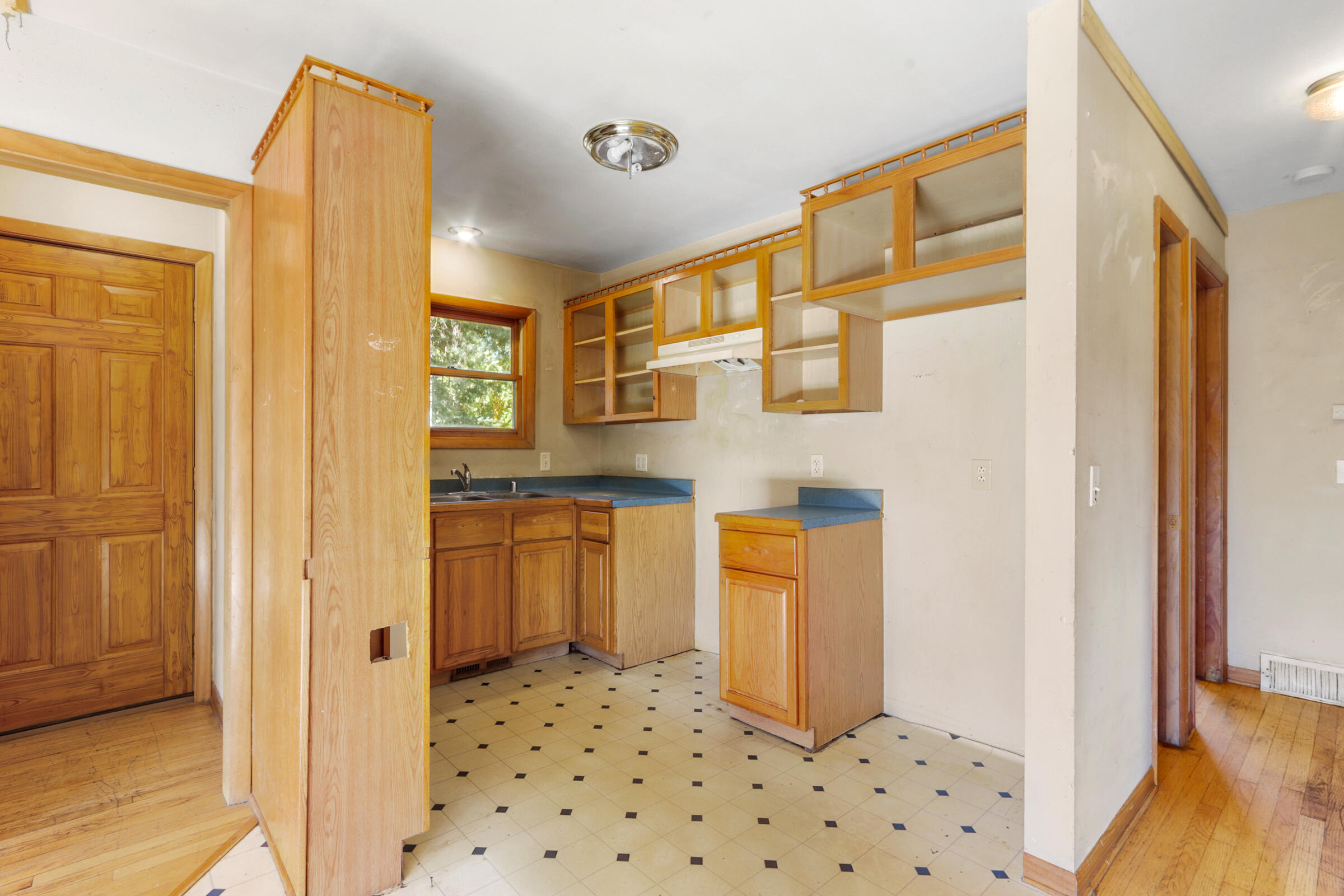 115 Franklin St