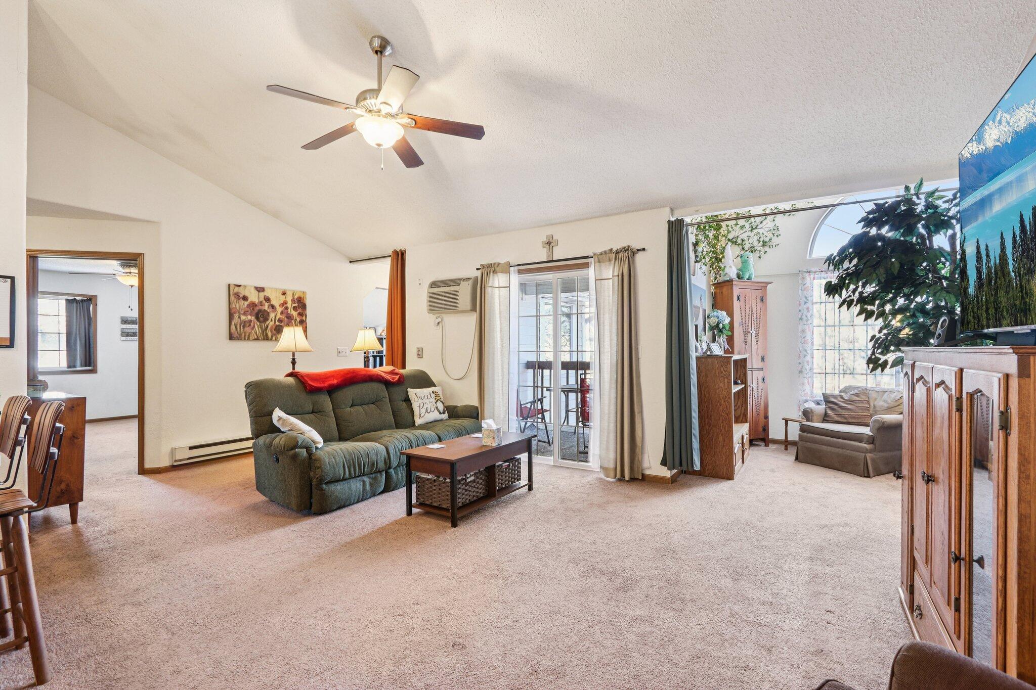 521 Lawson School Rd Unit: 8