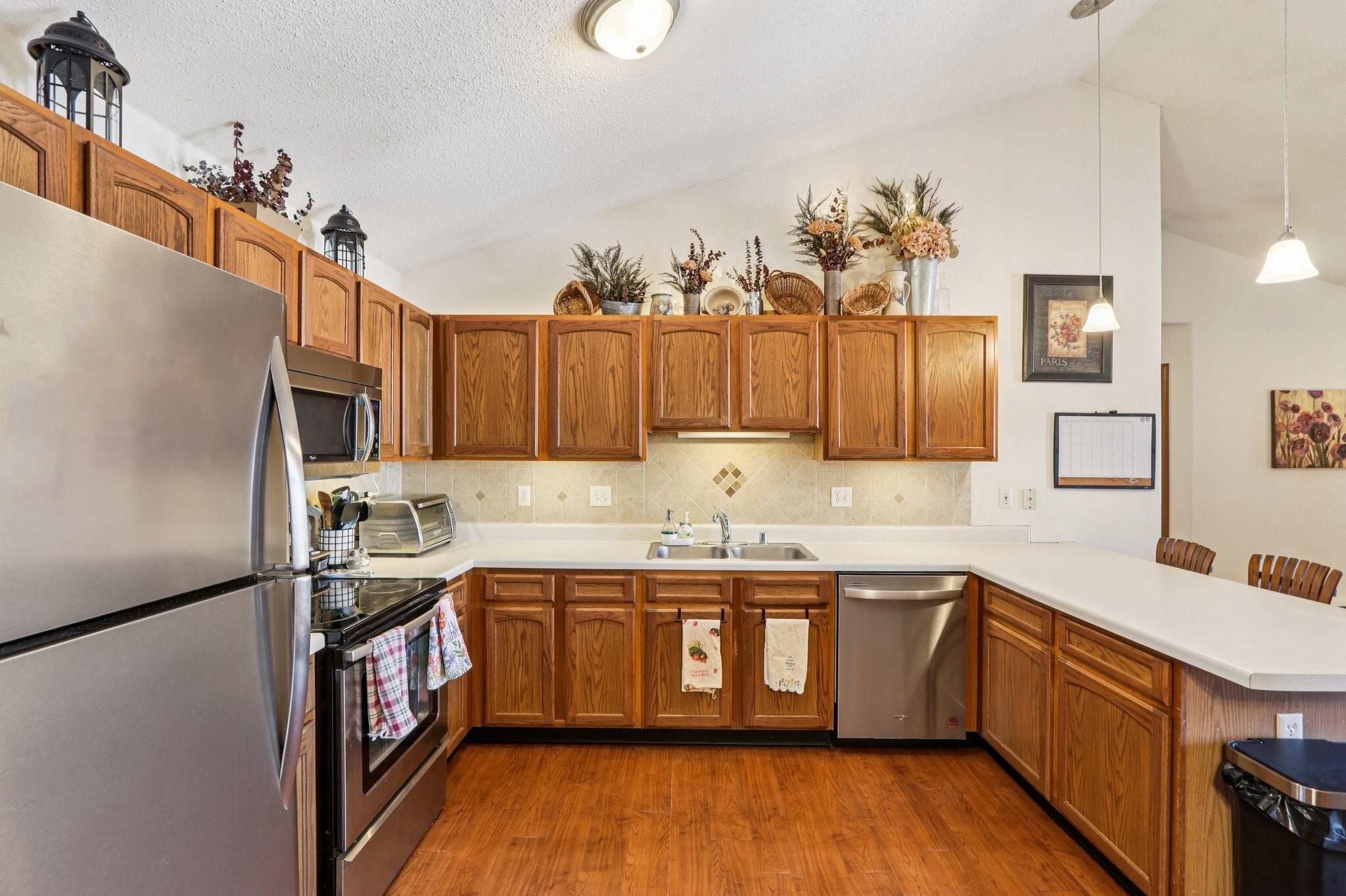 521 Lawson School Rd Unit: 8