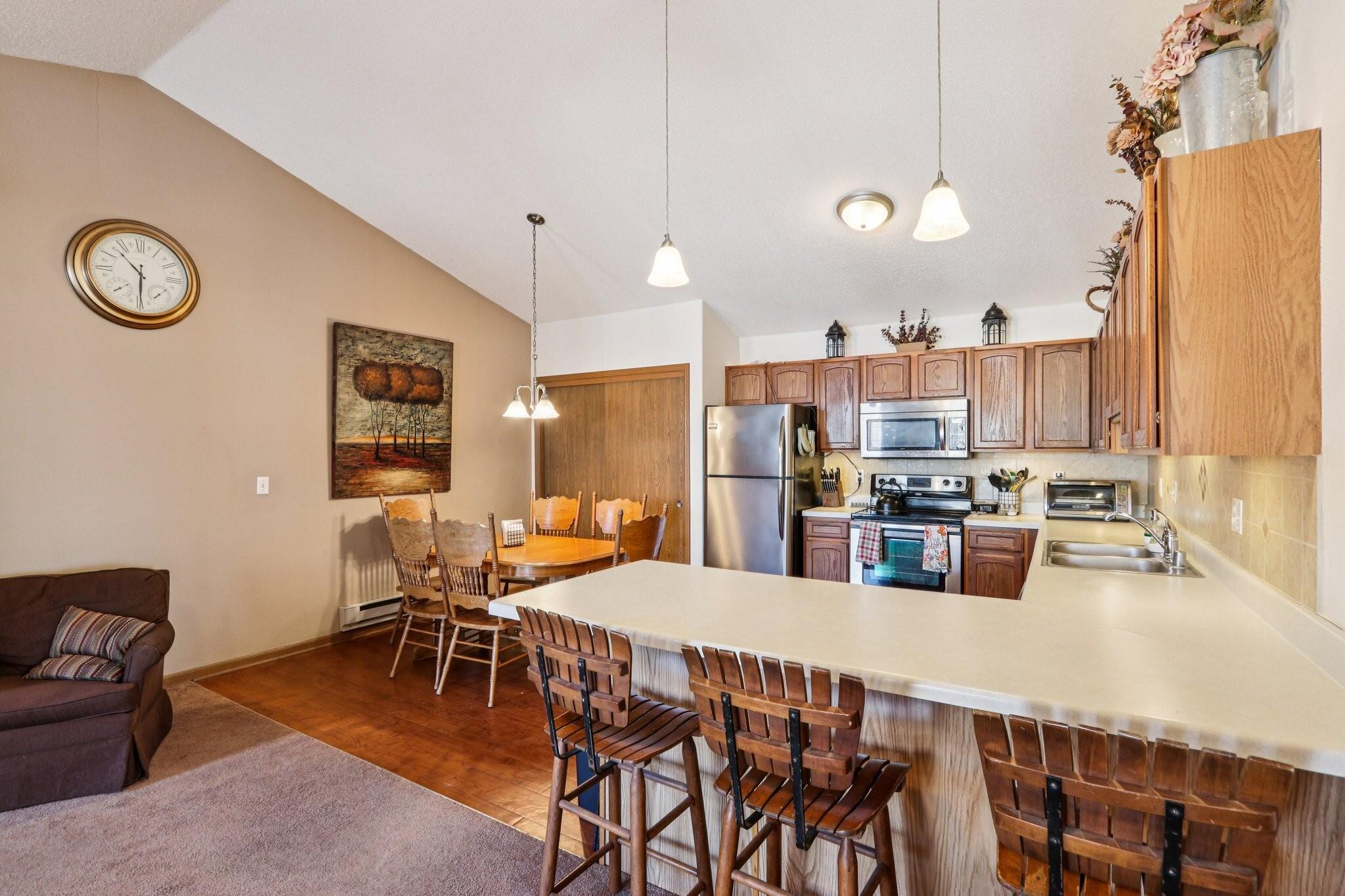 521 Lawson School Rd Unit: 8