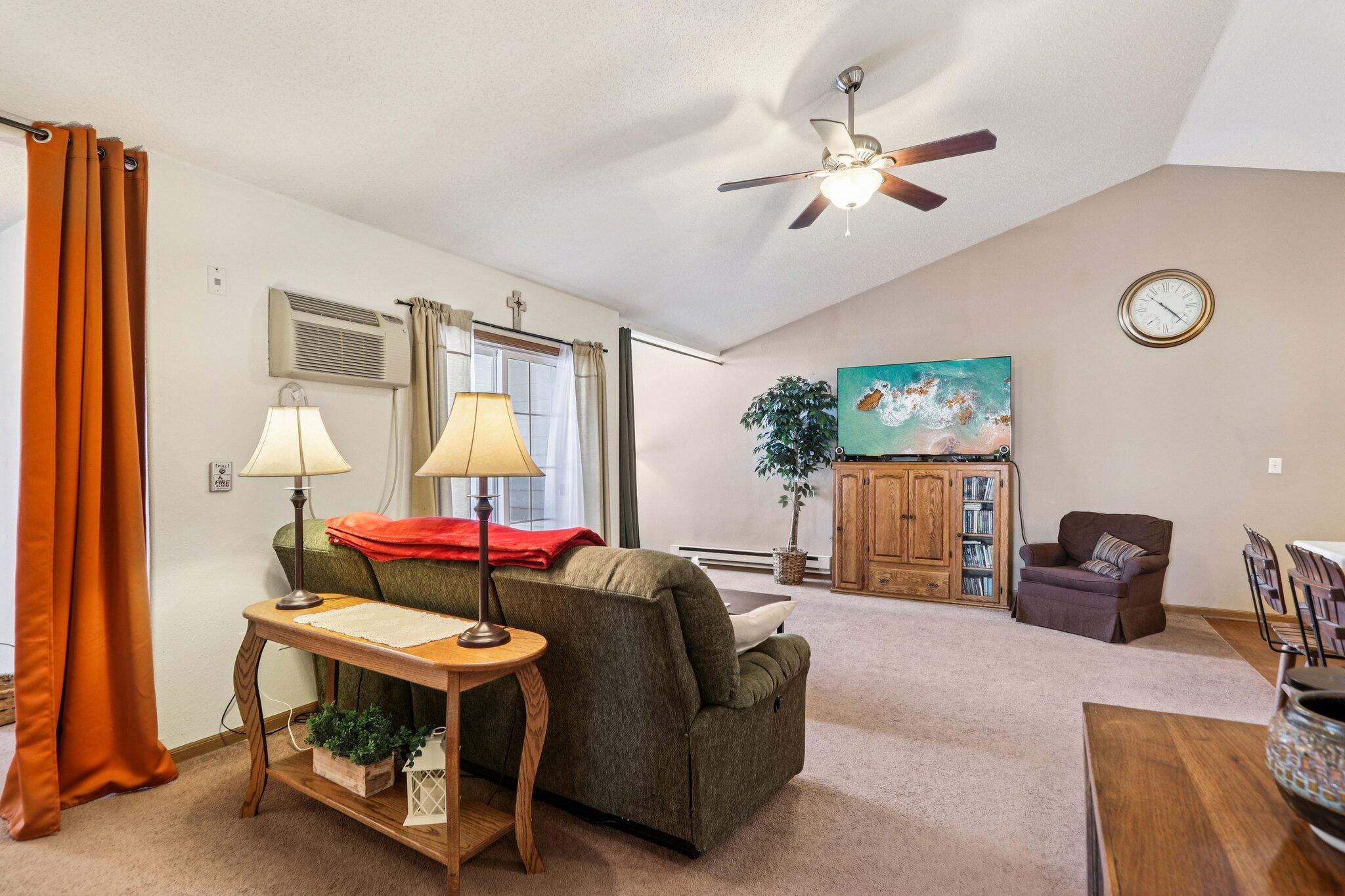 521 Lawson School Rd Unit: 8