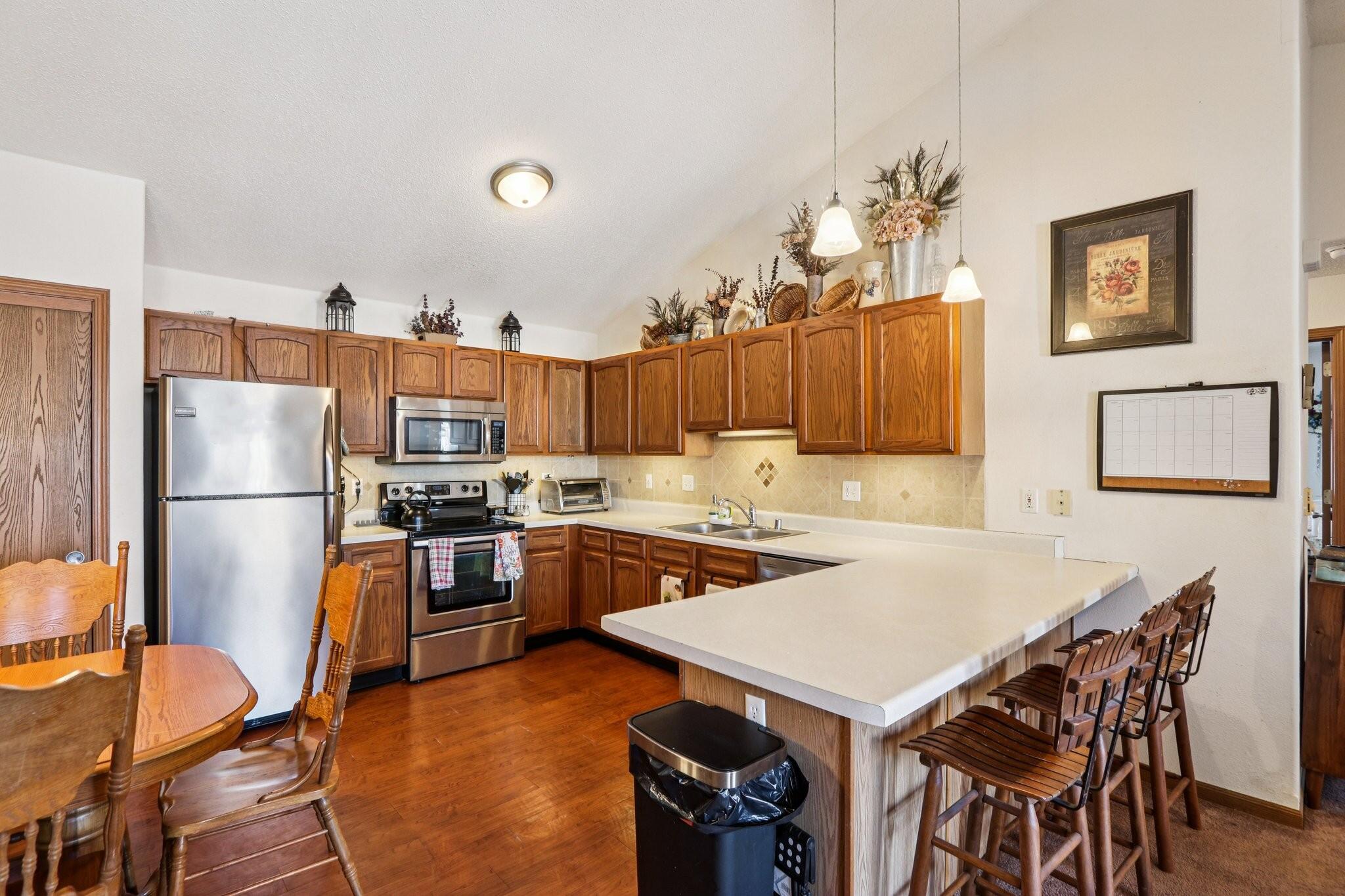 521 Lawson School Rd Unit: 8