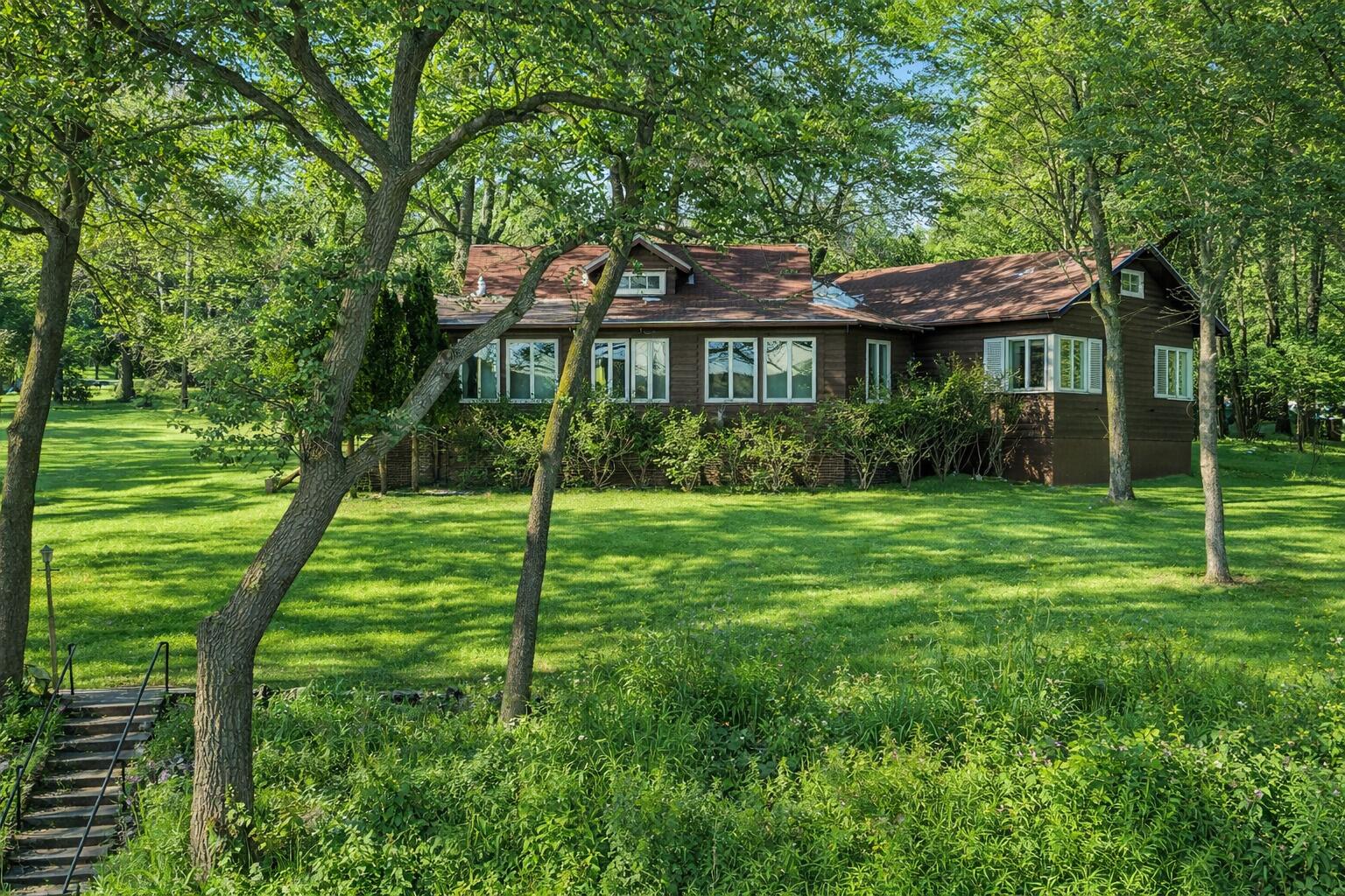 2304 North Shore Dr
