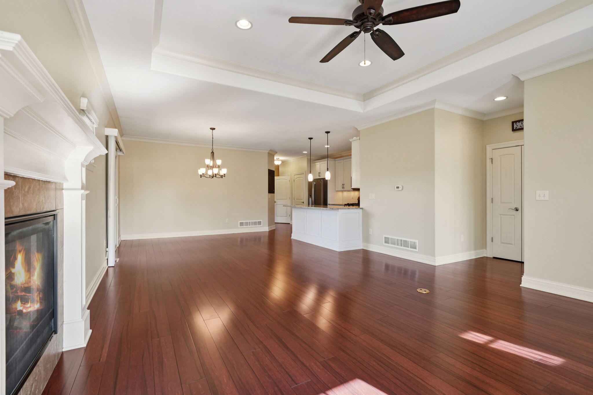 656 Baker St