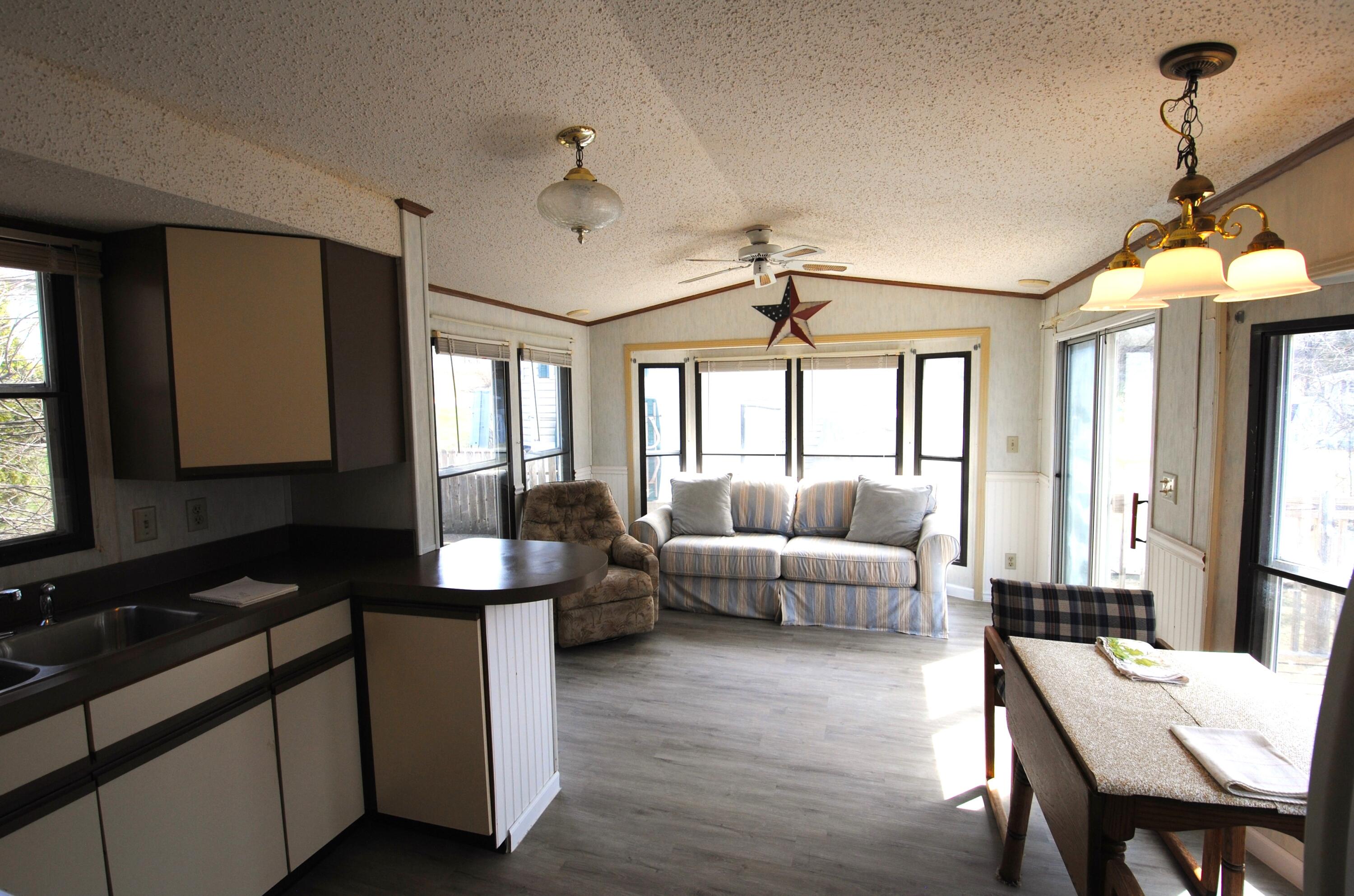 W5229 Surfwood Dr Unit: 77