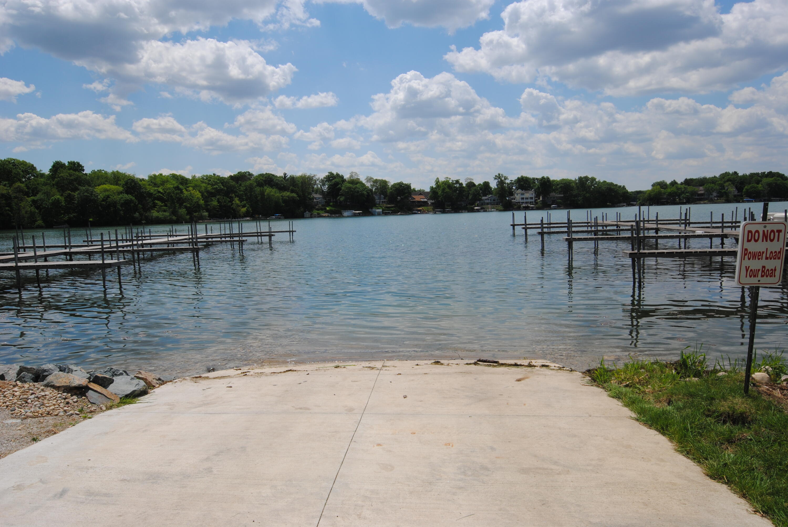 W5229 Surfwood Dr Unit: 77