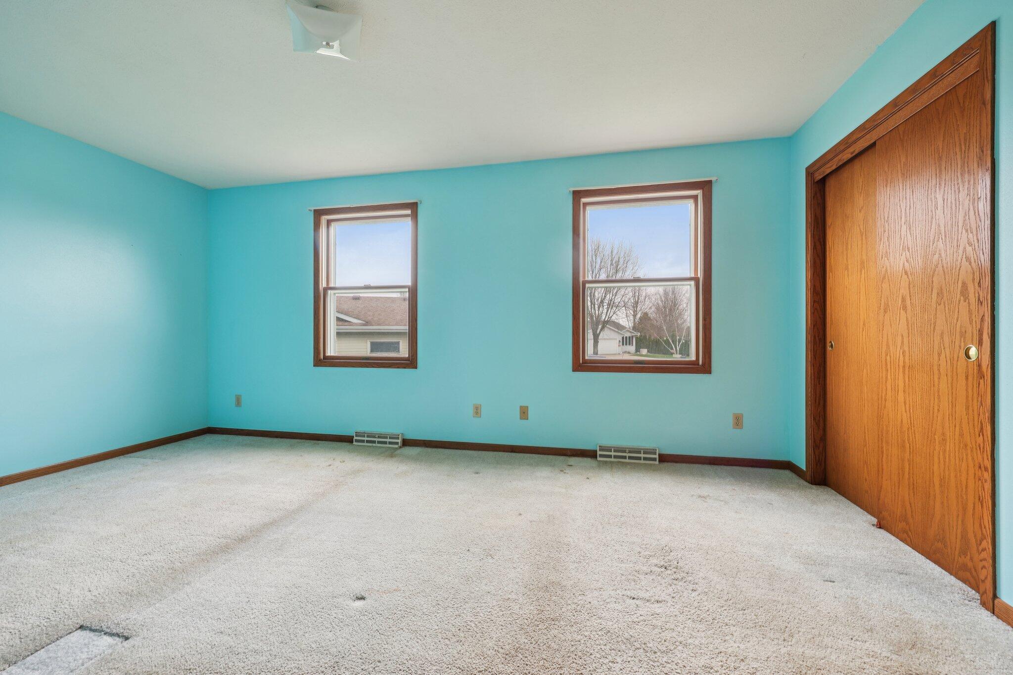 304 Aspen Ct