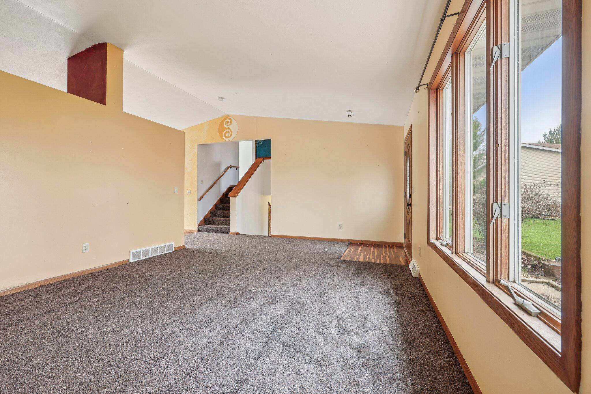 304 Aspen Ct
