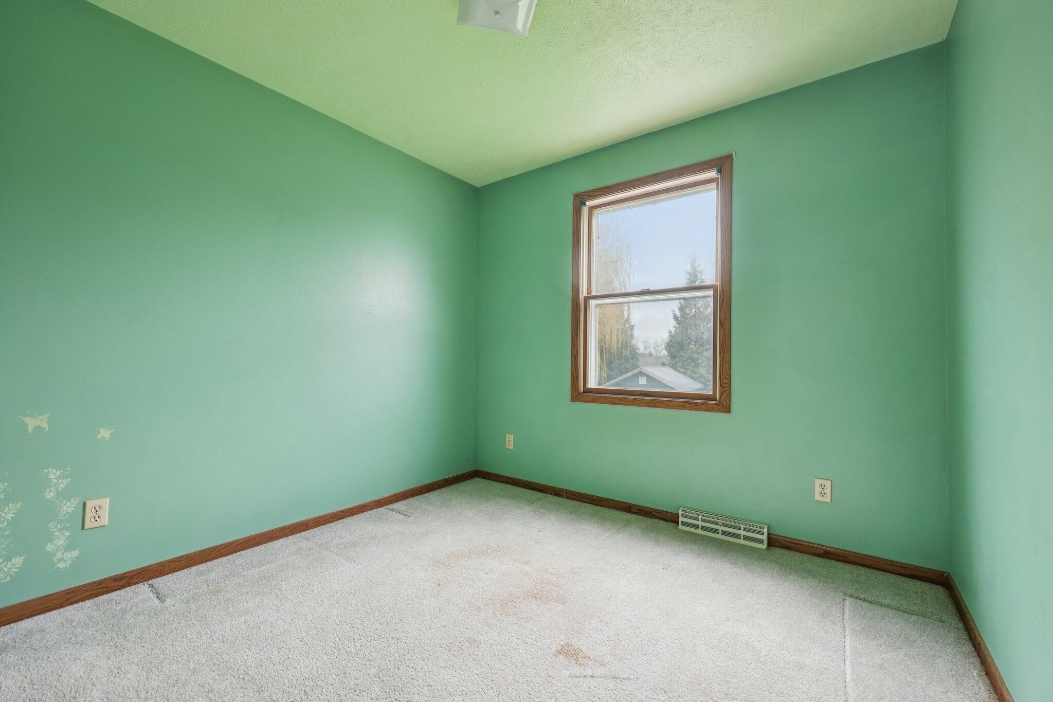 304 Aspen Ct