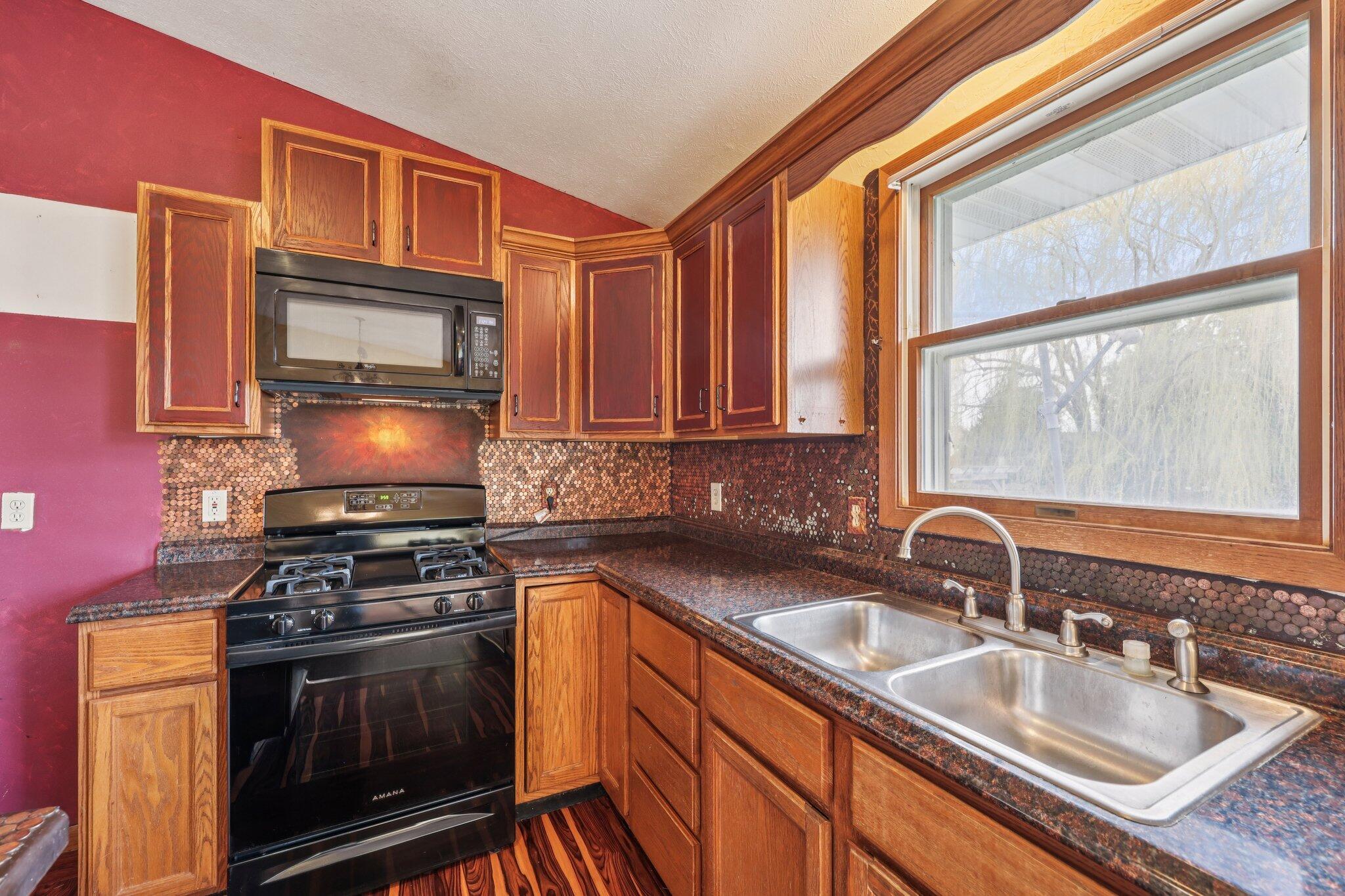 304 Aspen Ct