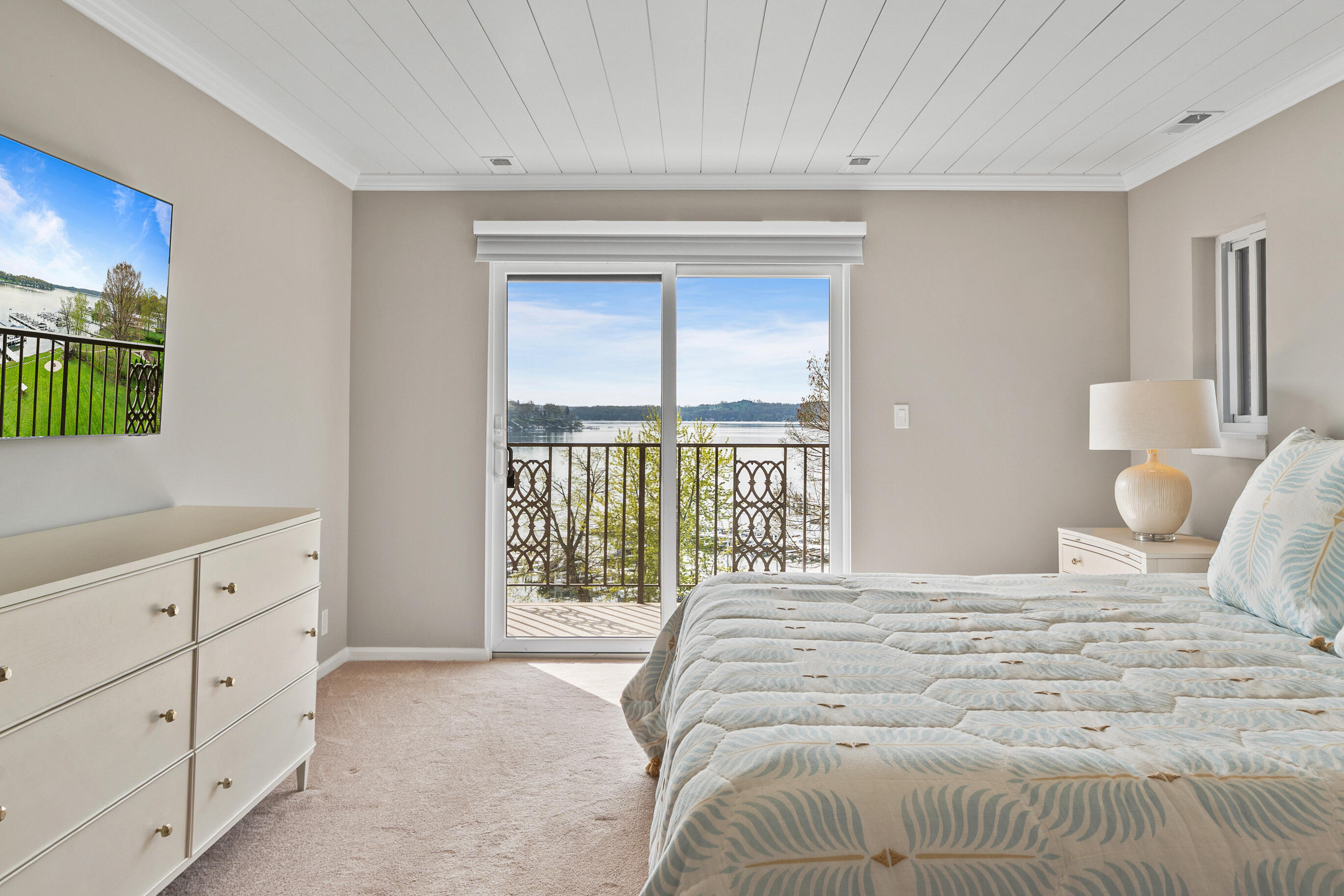 9 S Walworth Ave Unit: 603