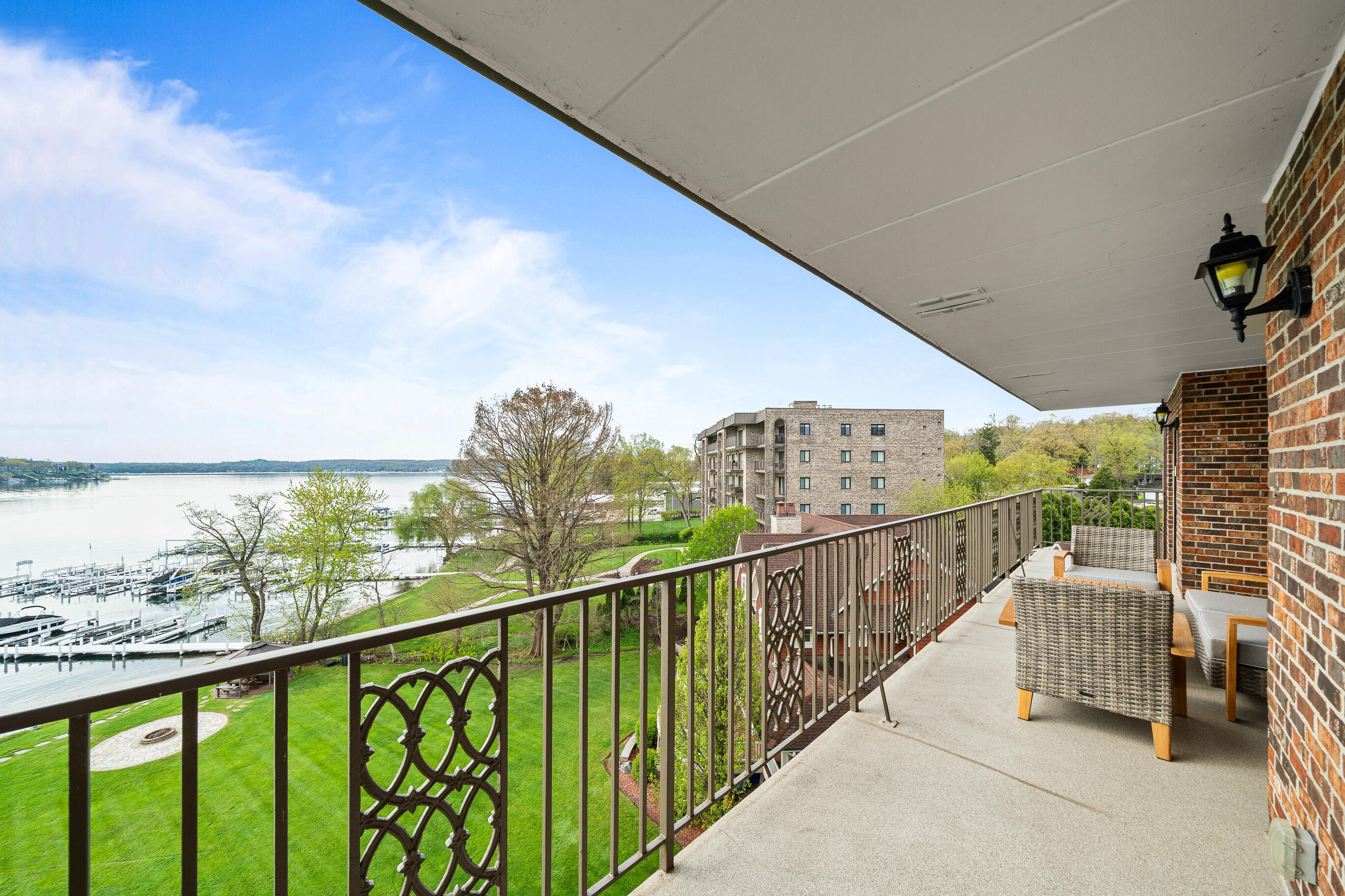 9 S Walworth Ave Unit: 603