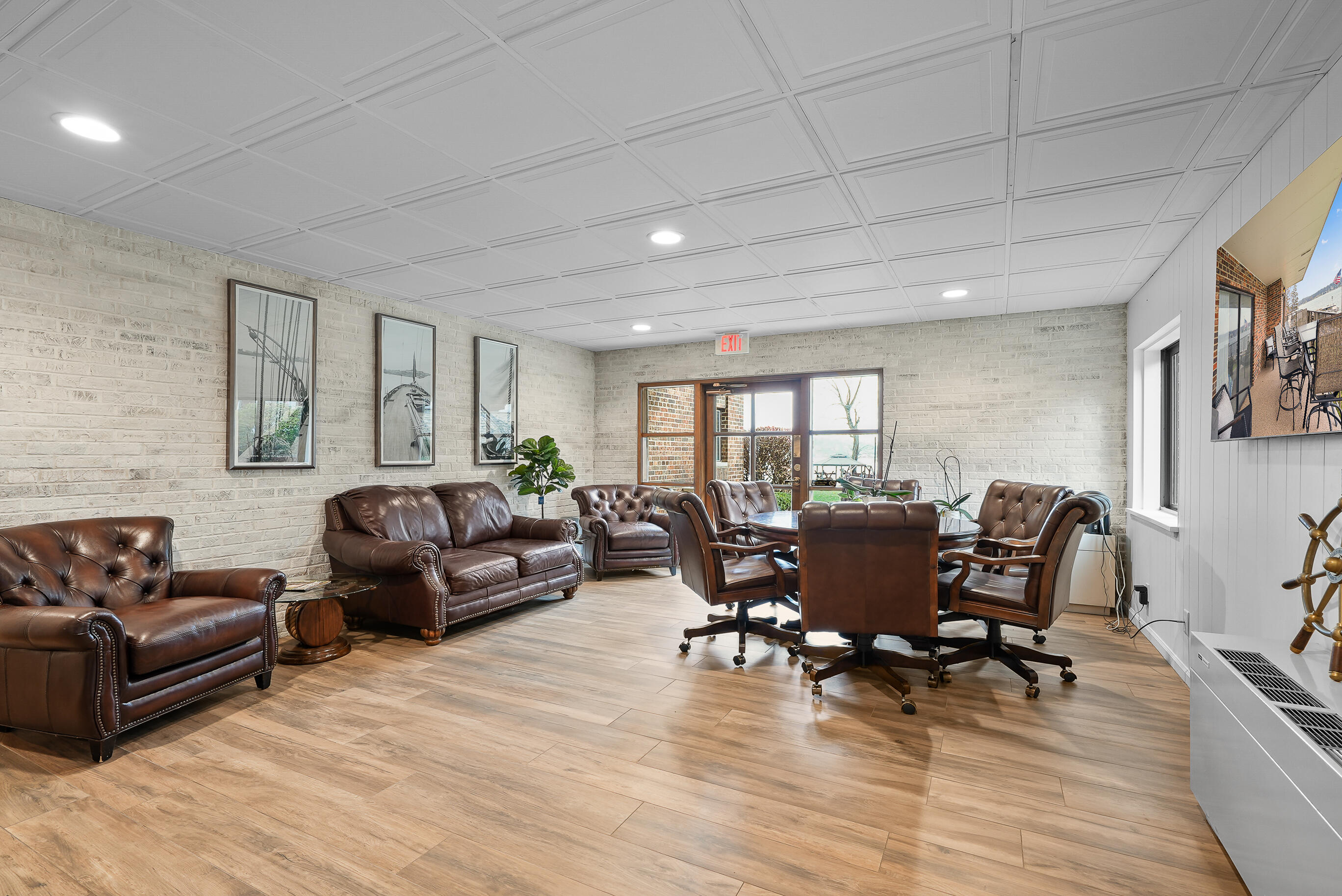 9 S Walworth Ave Unit: 603
