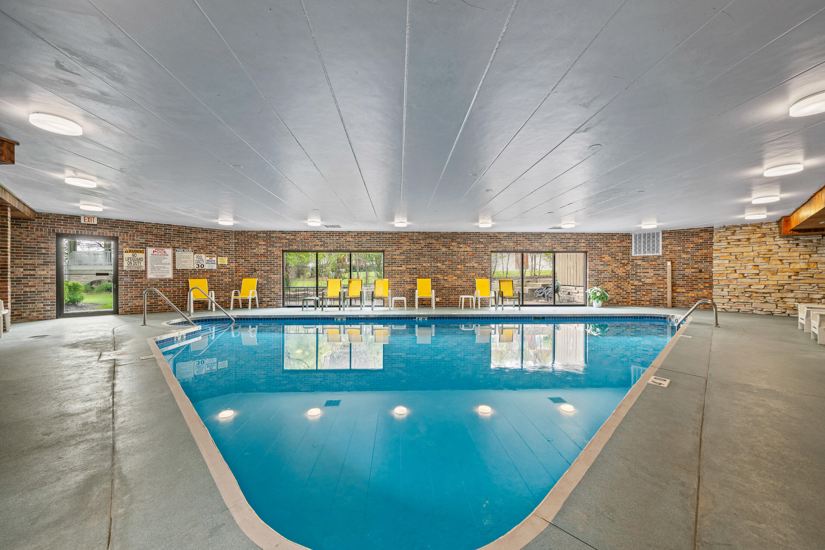 9 S Walworth Ave Unit: 603