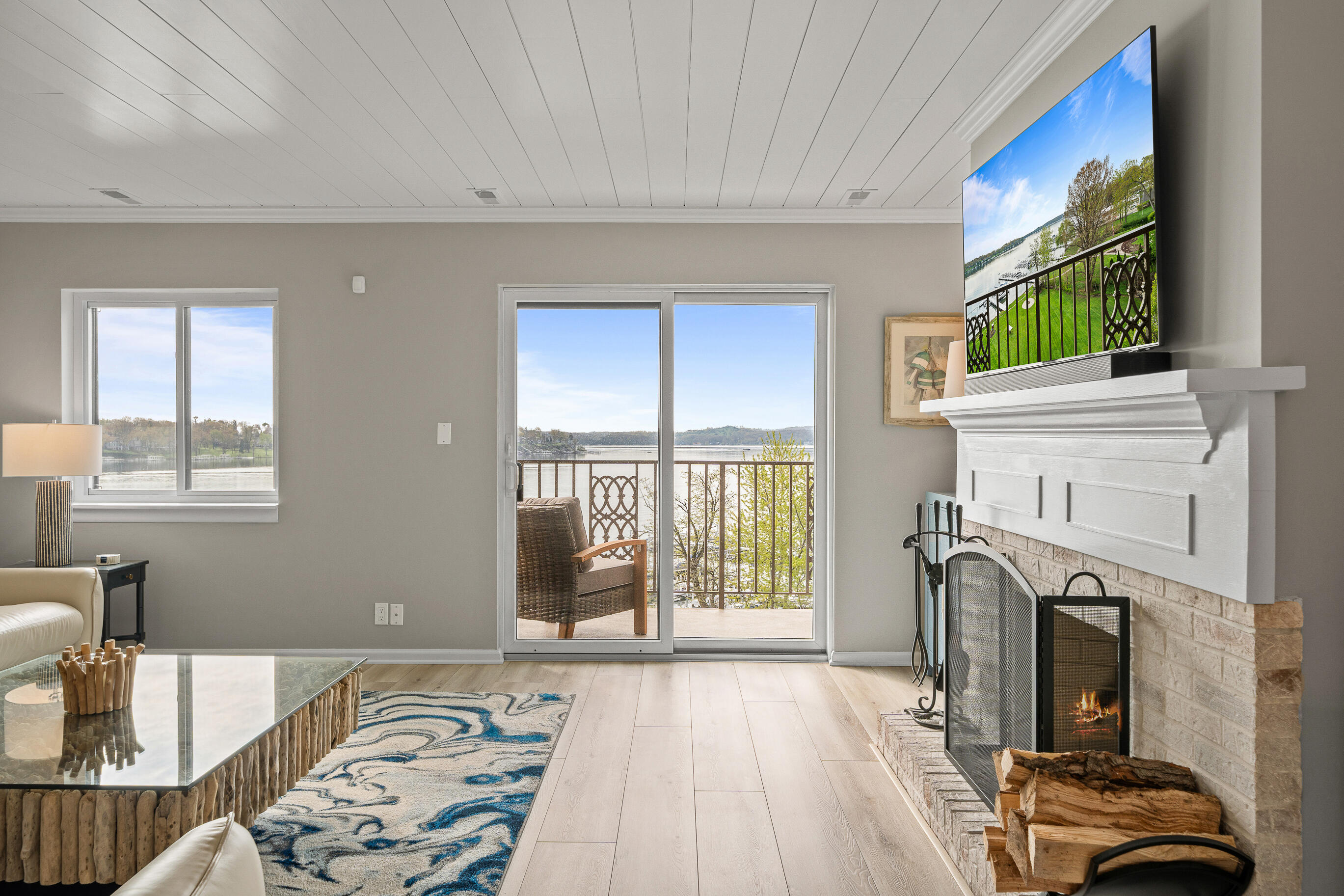 9 S Walworth Ave Unit: 603