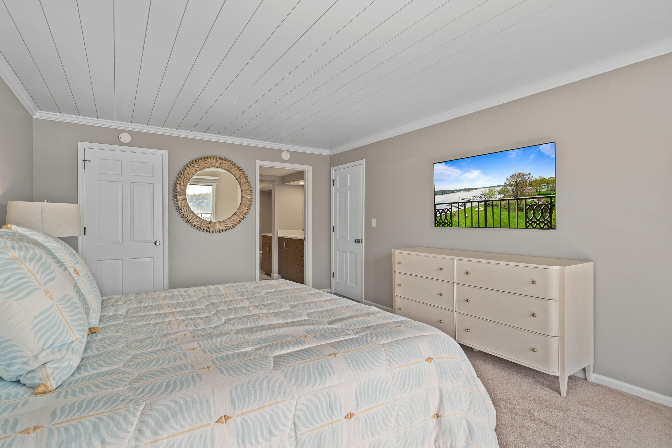 9 S Walworth Ave Unit: 603